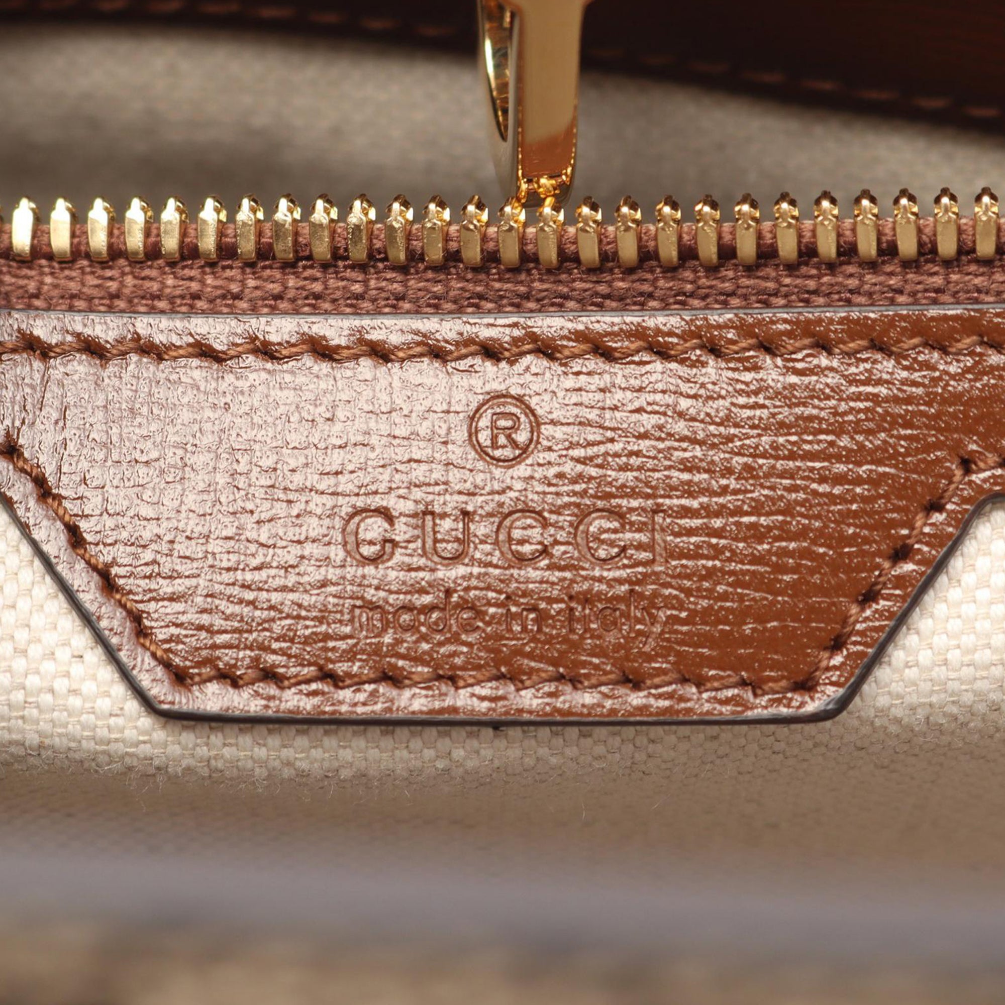 Gucci Medium GG Supreme Interlocking G Tote - image 4