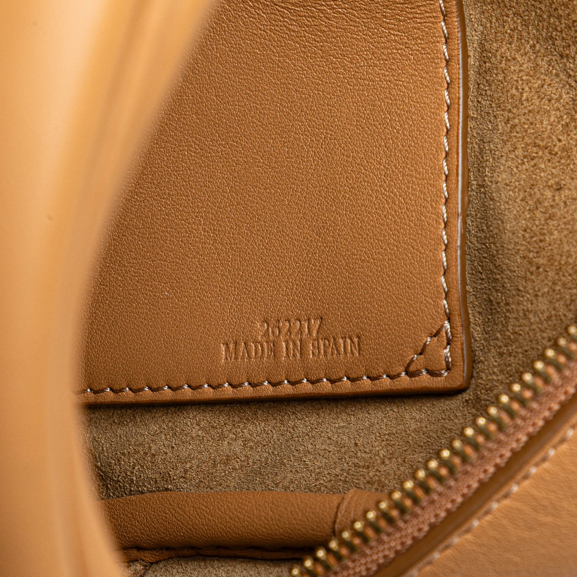 LOEWE Calfskin Amazona 16 Square Bag - image 8