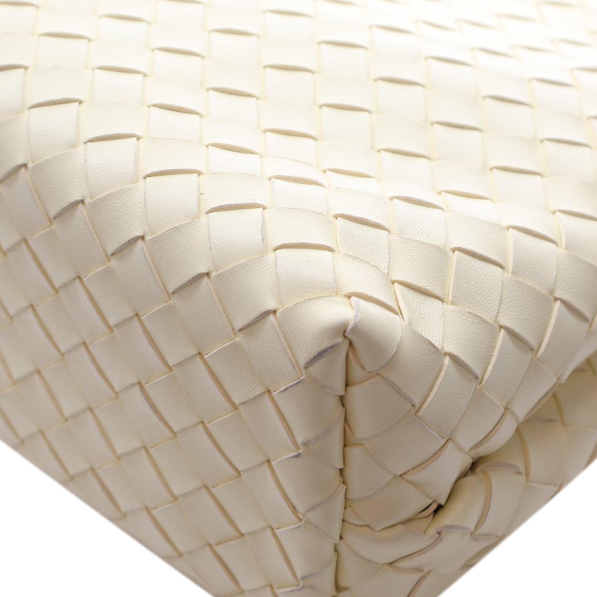 Bottega Veneta Medium Lambskin Intrecciato Andiamo Bag - image 10