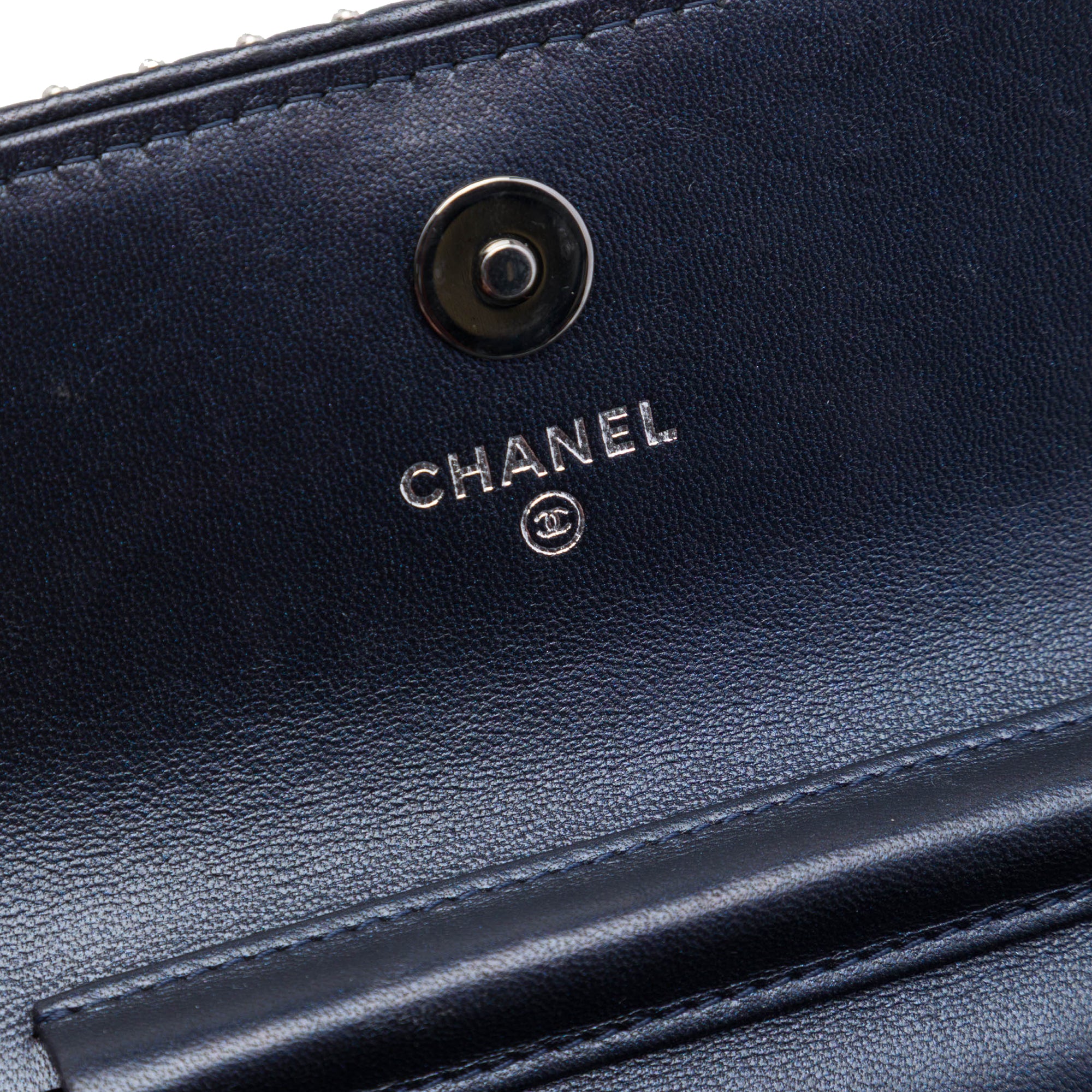 Chanel CC Chevron Lambskin Studded Wallet On Chain - image 5