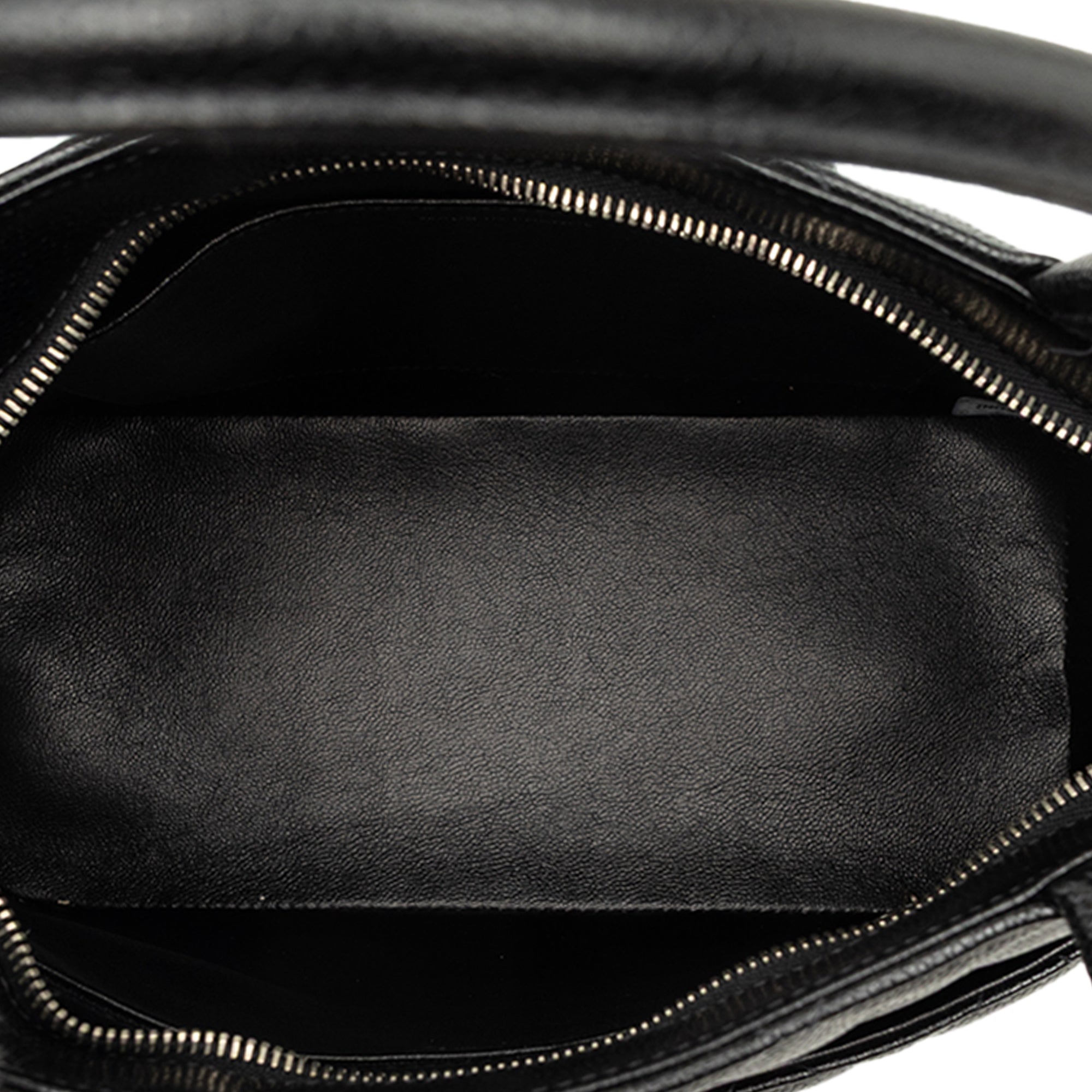 Chanel Caviar Medallion Tote - image 4
