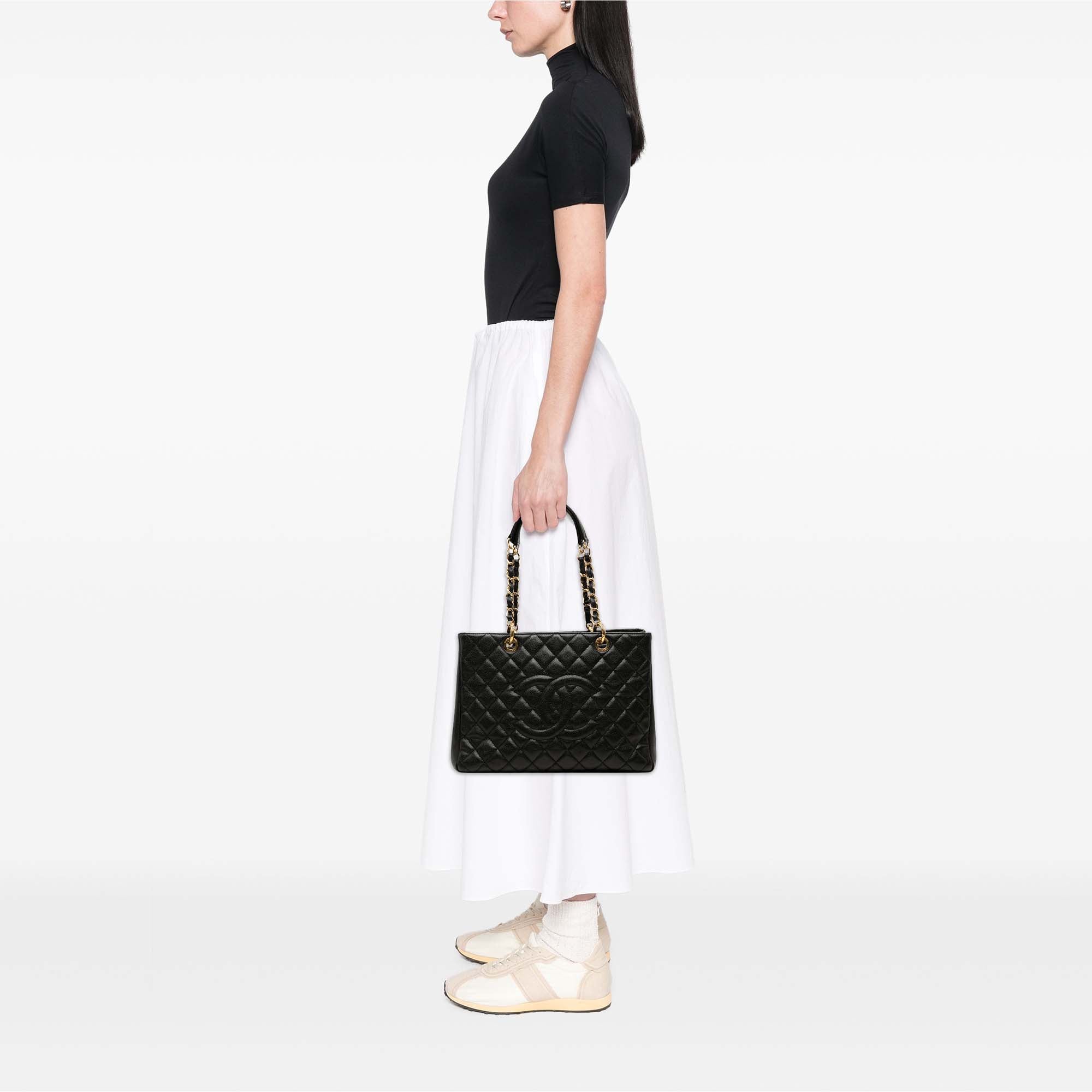 Chanel Caviar Grand Shopping Tote - image 7
