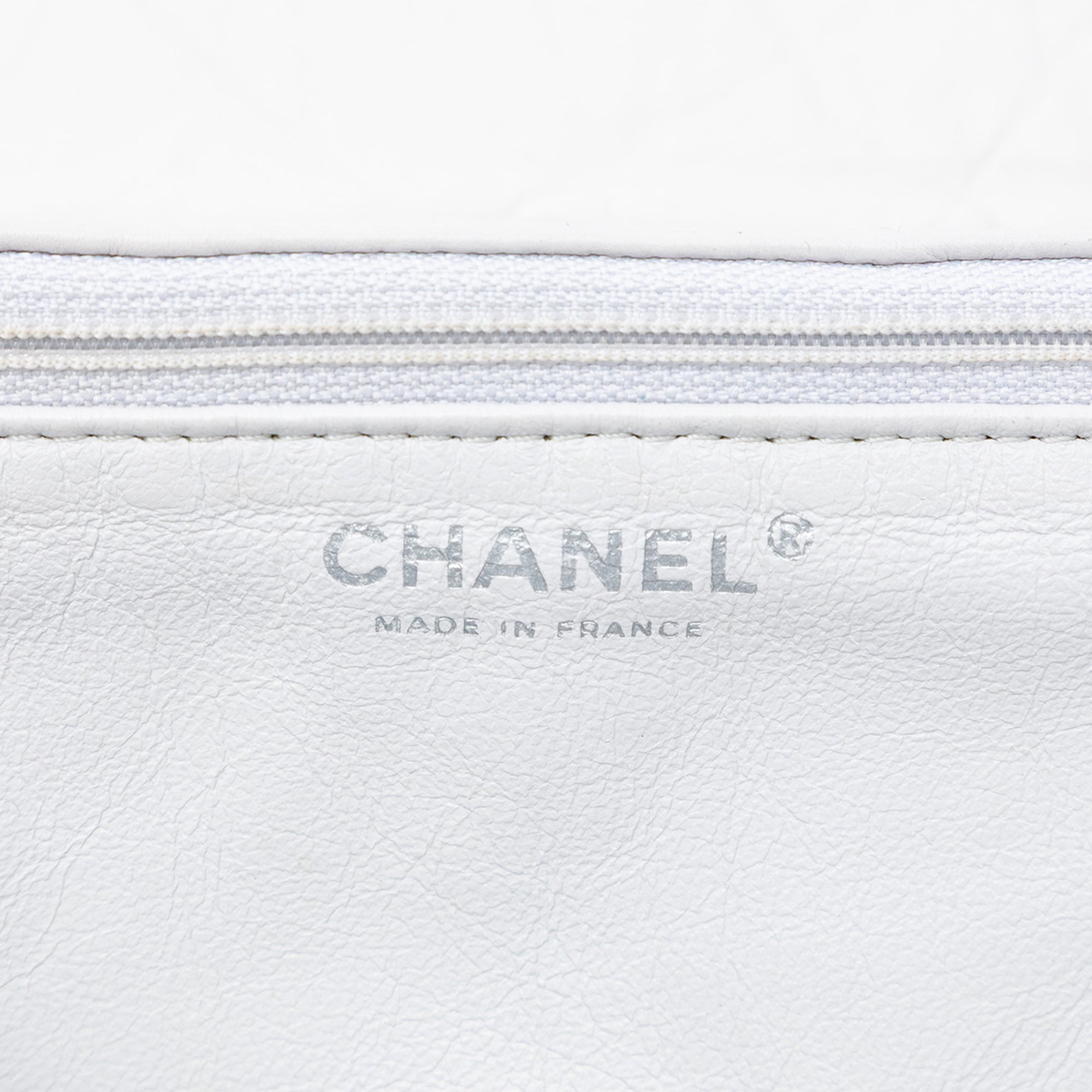 Chanel Maxi Quilted Aged Calfskin Reissue 2.55 Single Flap - image 5