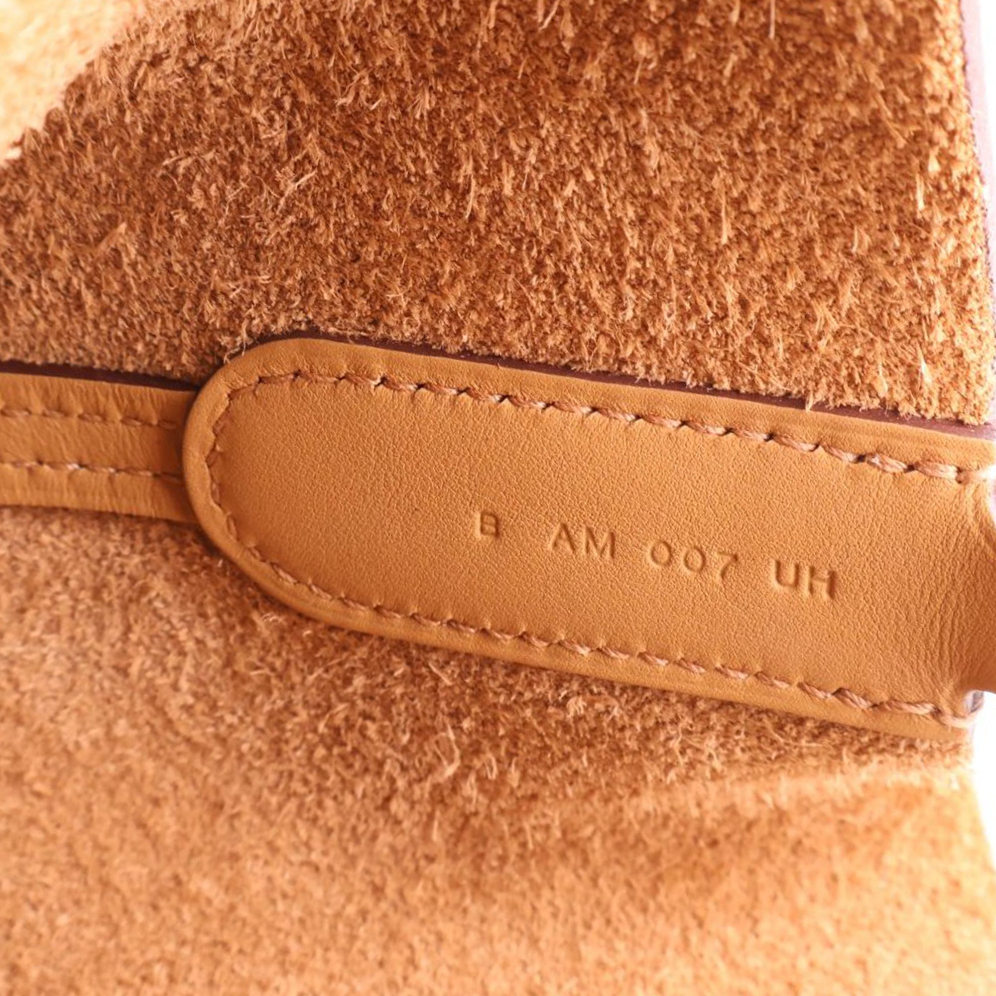 Hermès Clemence and Swift In the Loop 23 - image 7