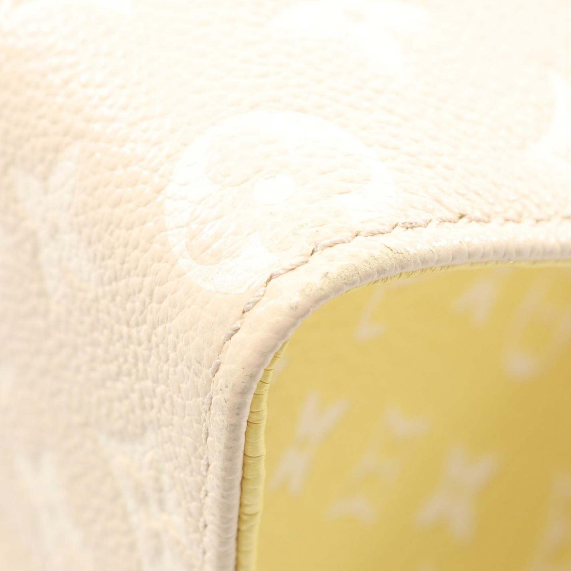 Louis Vuitton Monogram Empreinte Spring In The City Onthego MM - image 7