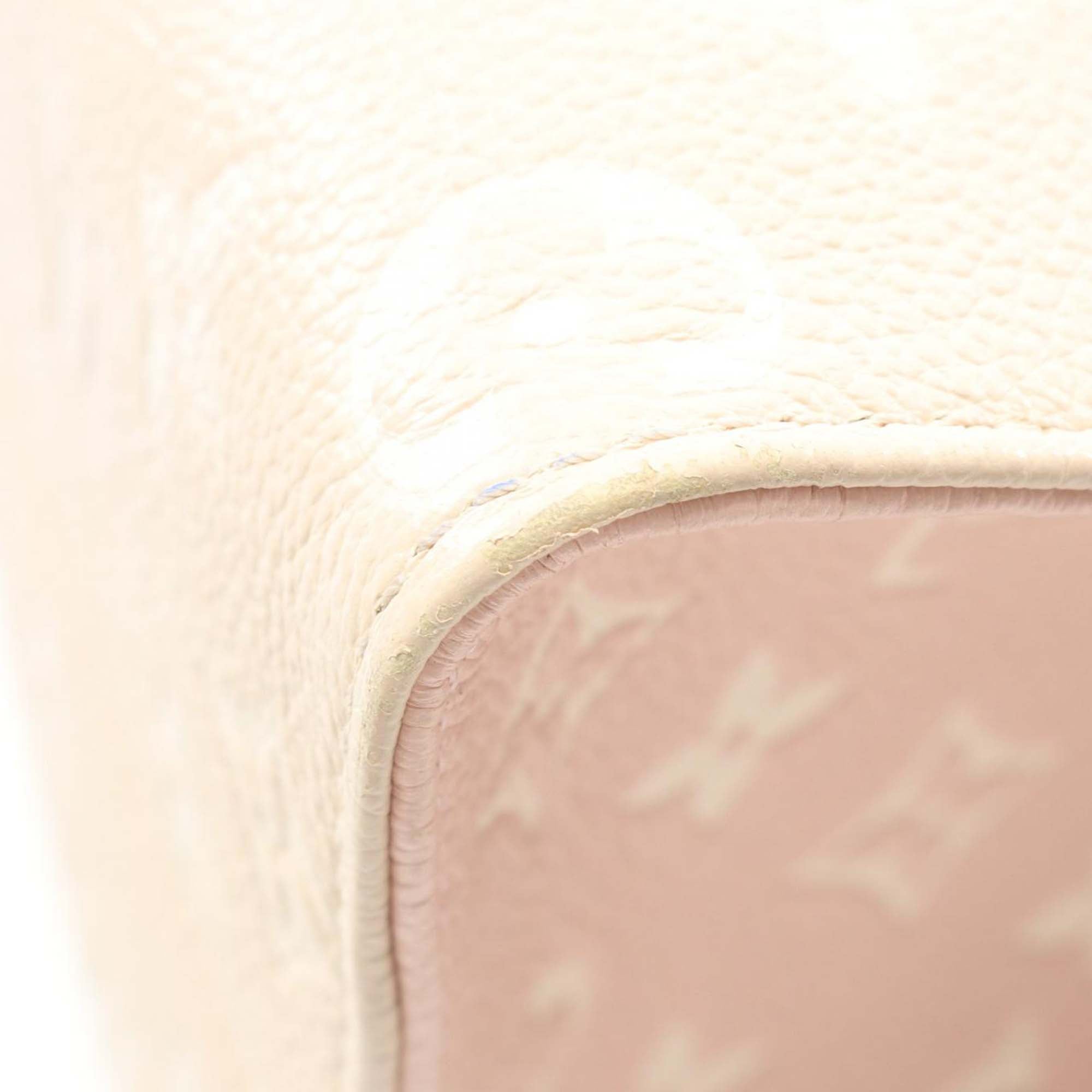 Louis Vuitton Monogram Empreinte Spring In The City Onthego MM - image 8