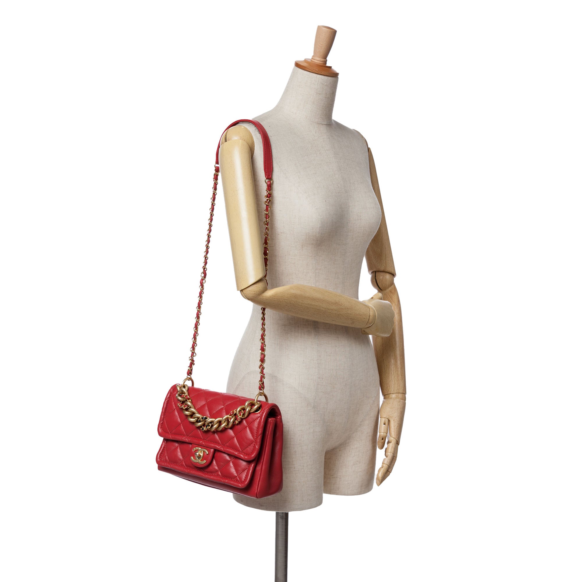 Chanel Small Quilted Lambskin Chain Link Flap - image 10
