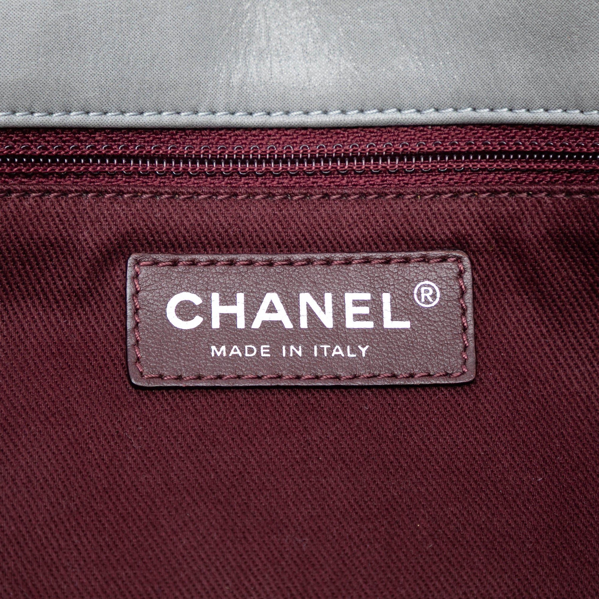 Chanel Medium Iridescent Calfskin In The Mix Flap - image 5