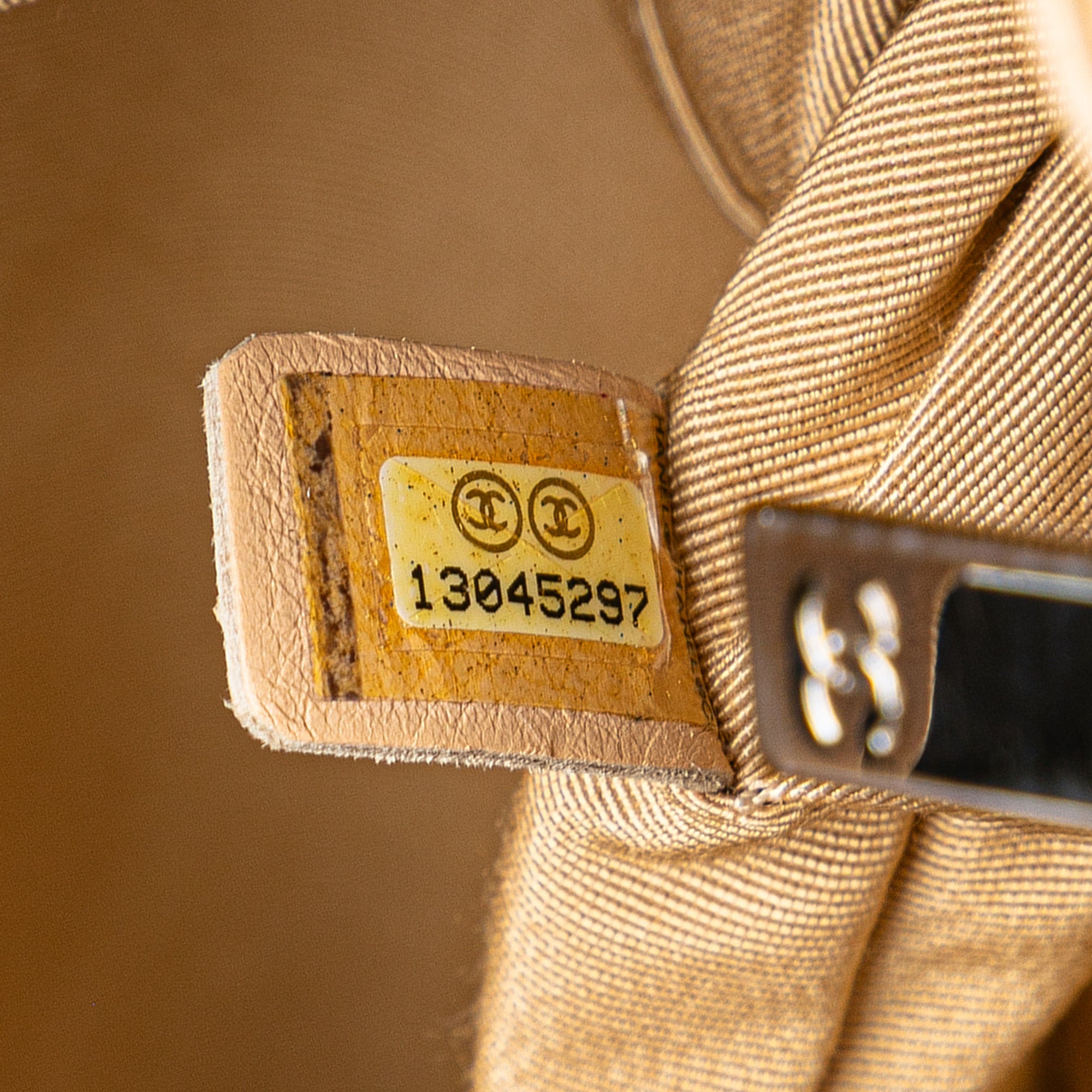 Chanel Caviar Grand Shopping Tote - image 7