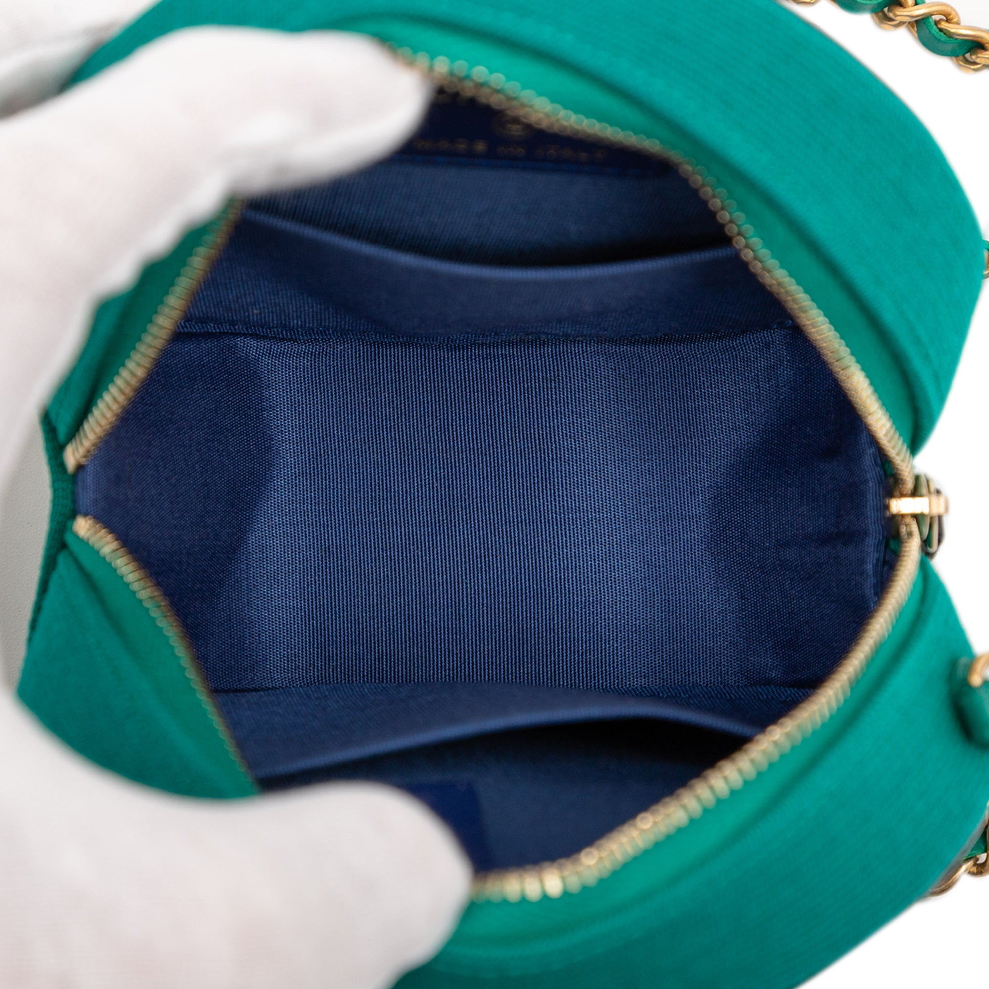 Chanel Tricolor Jersey CC Filigree Round Crossbody - image 4