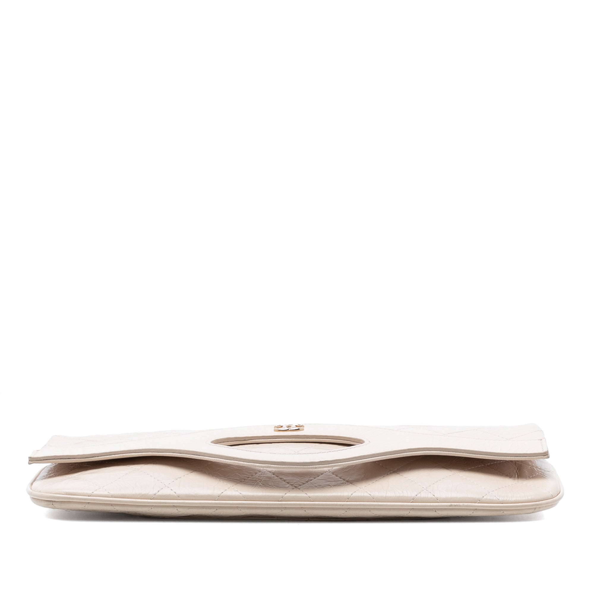 Chanel Large Shiny Crumpled Calfskin 31 Clutch - image 3