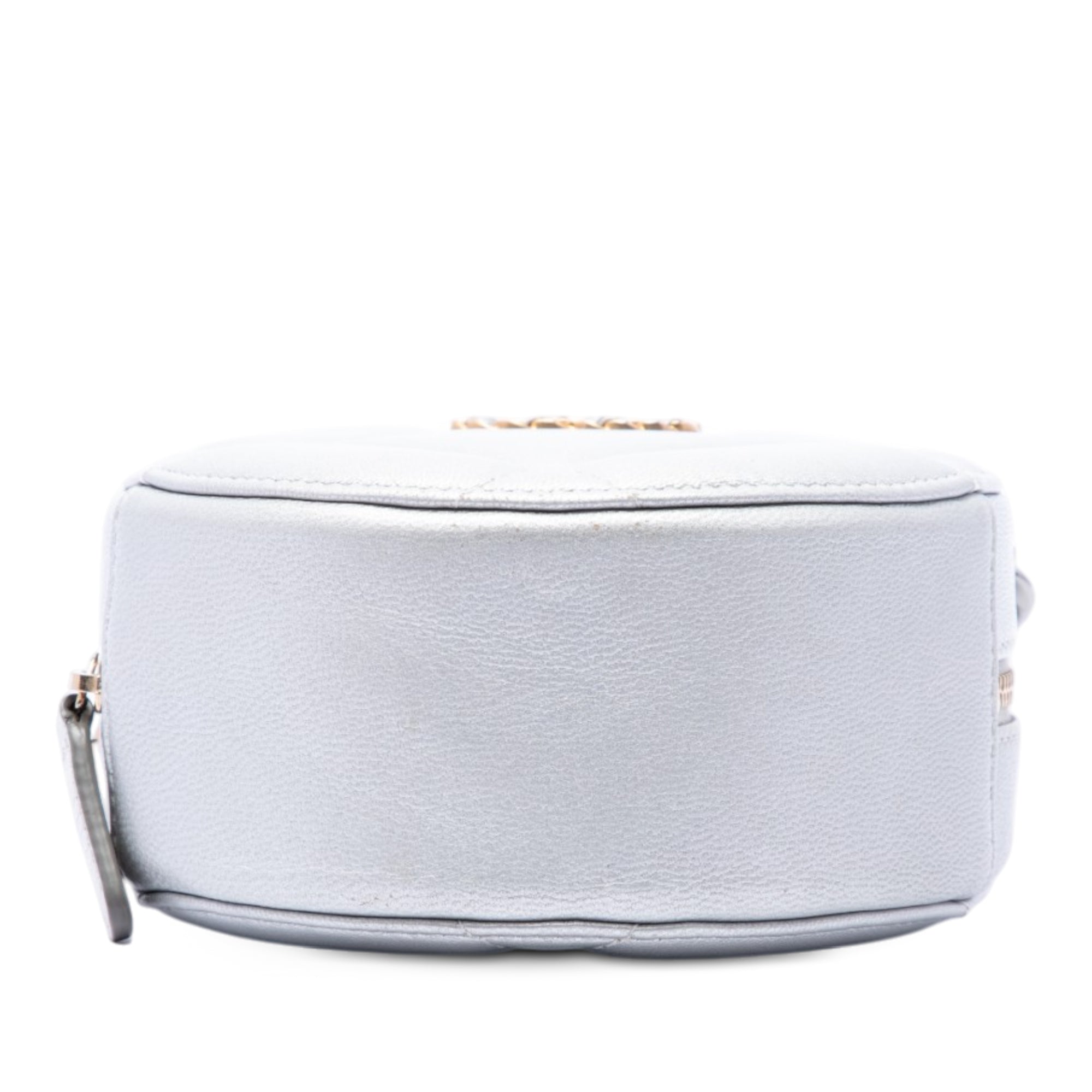 Chanel Metallic Lambskin 19 Round Clutch with Chain - image 3