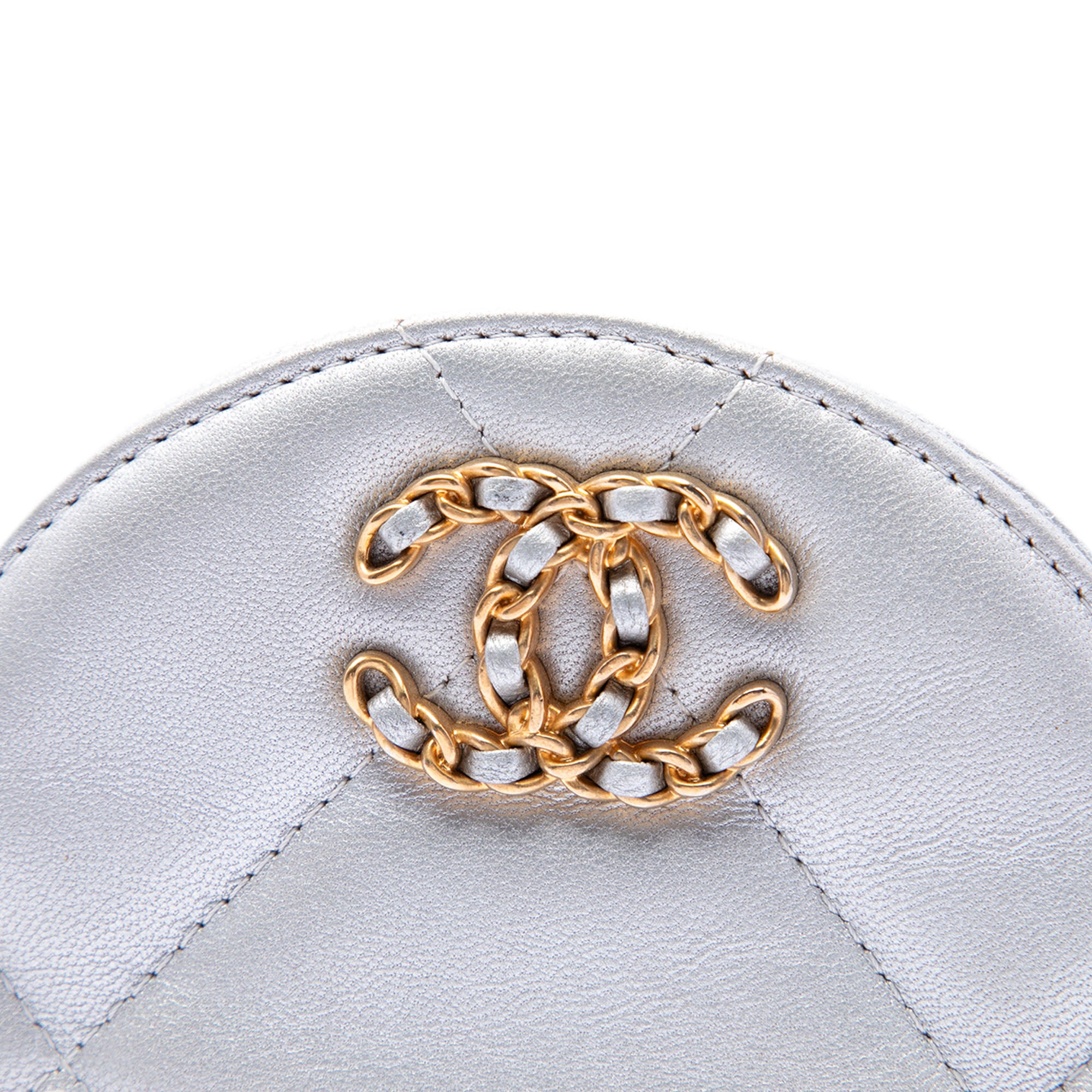 Chanel Metallic Lambskin 19 Round Clutch with Chain - image 5