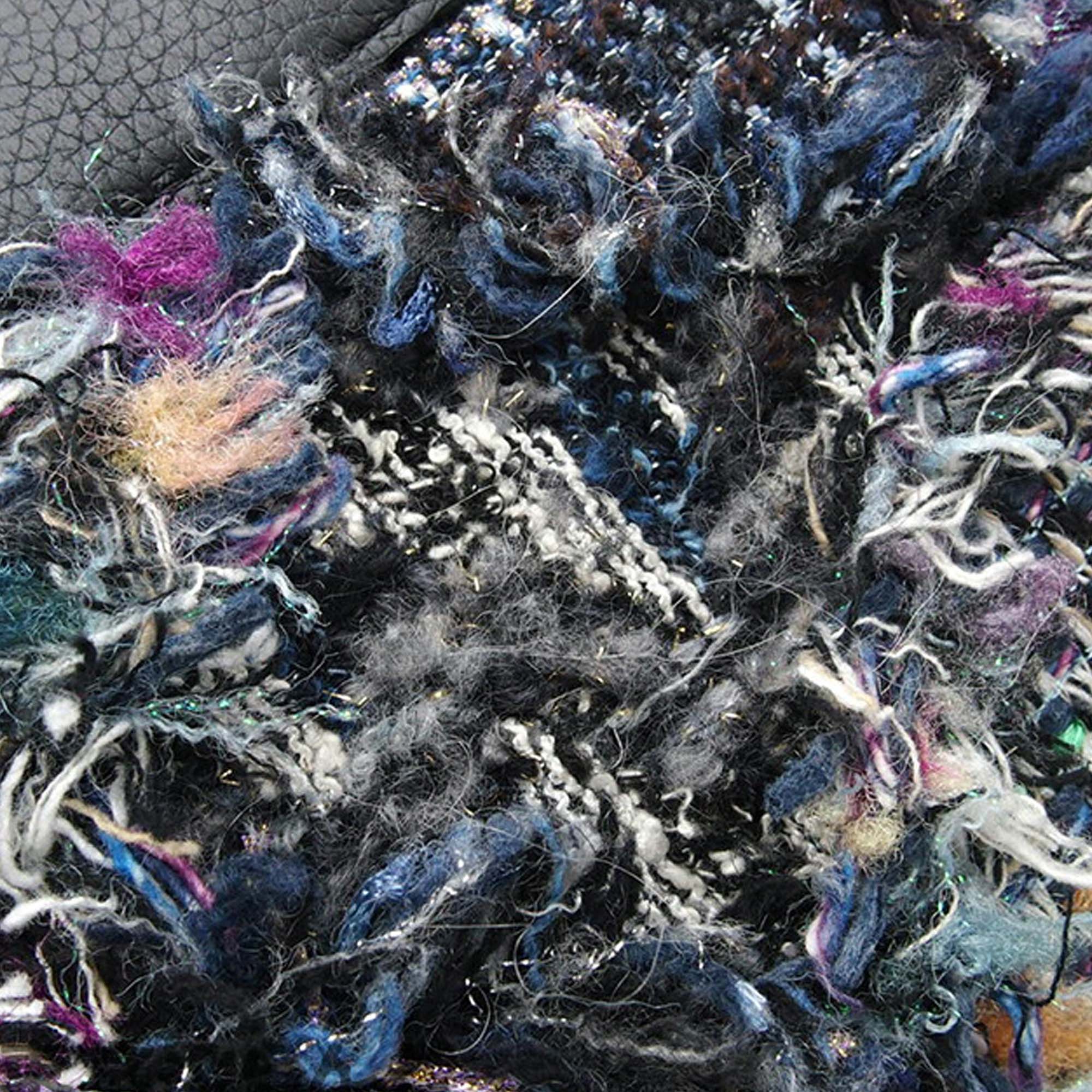 Louis Vuitton Tweed Capucines MM - image 5