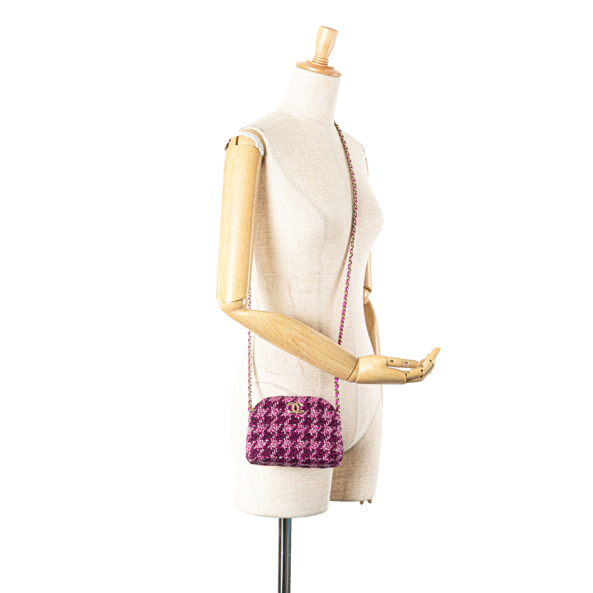Chanel CC Tweed Houndstooth Clutch On Chain - image 12