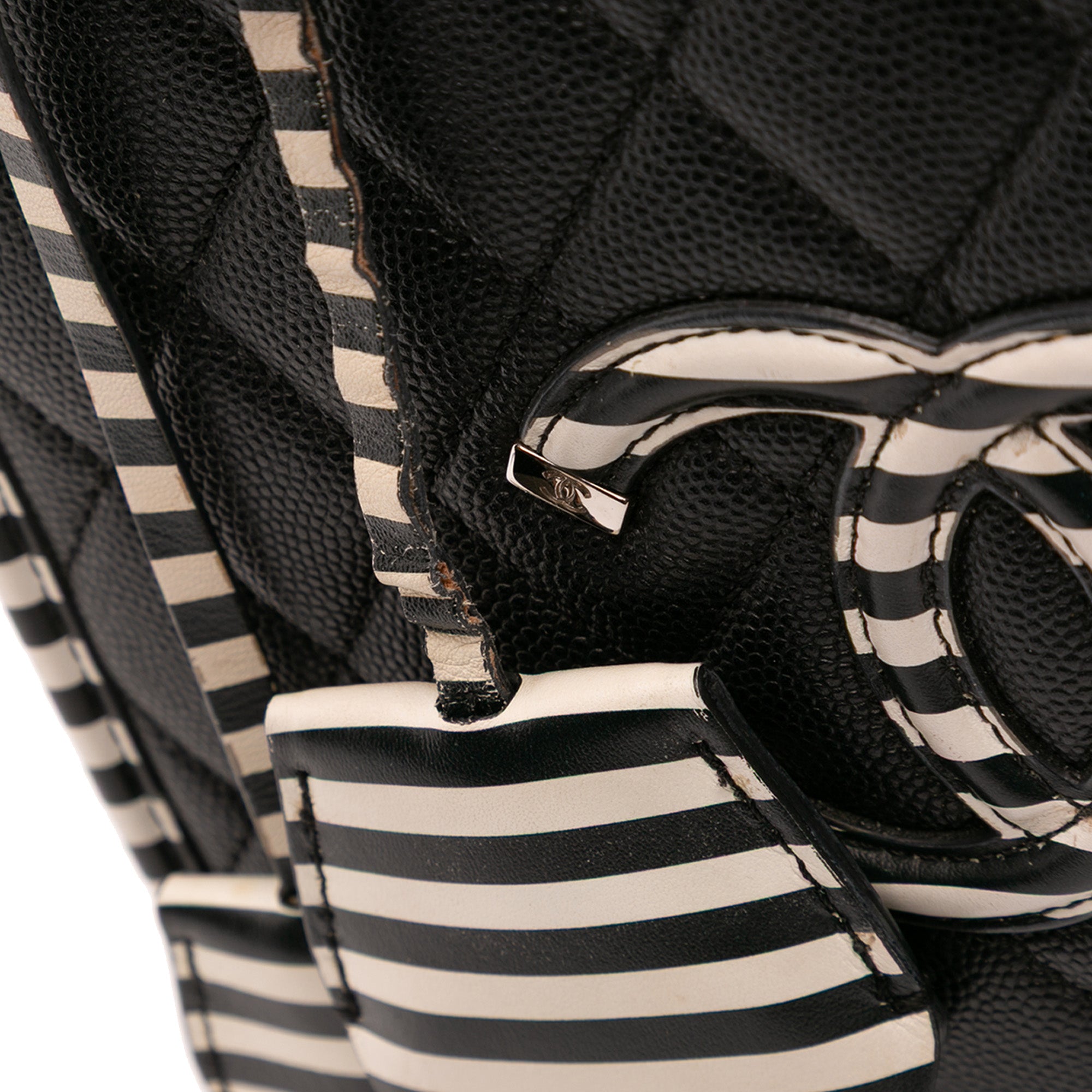 Chanel Small Caviar Striped CC Filigree Vanity Case - image 11