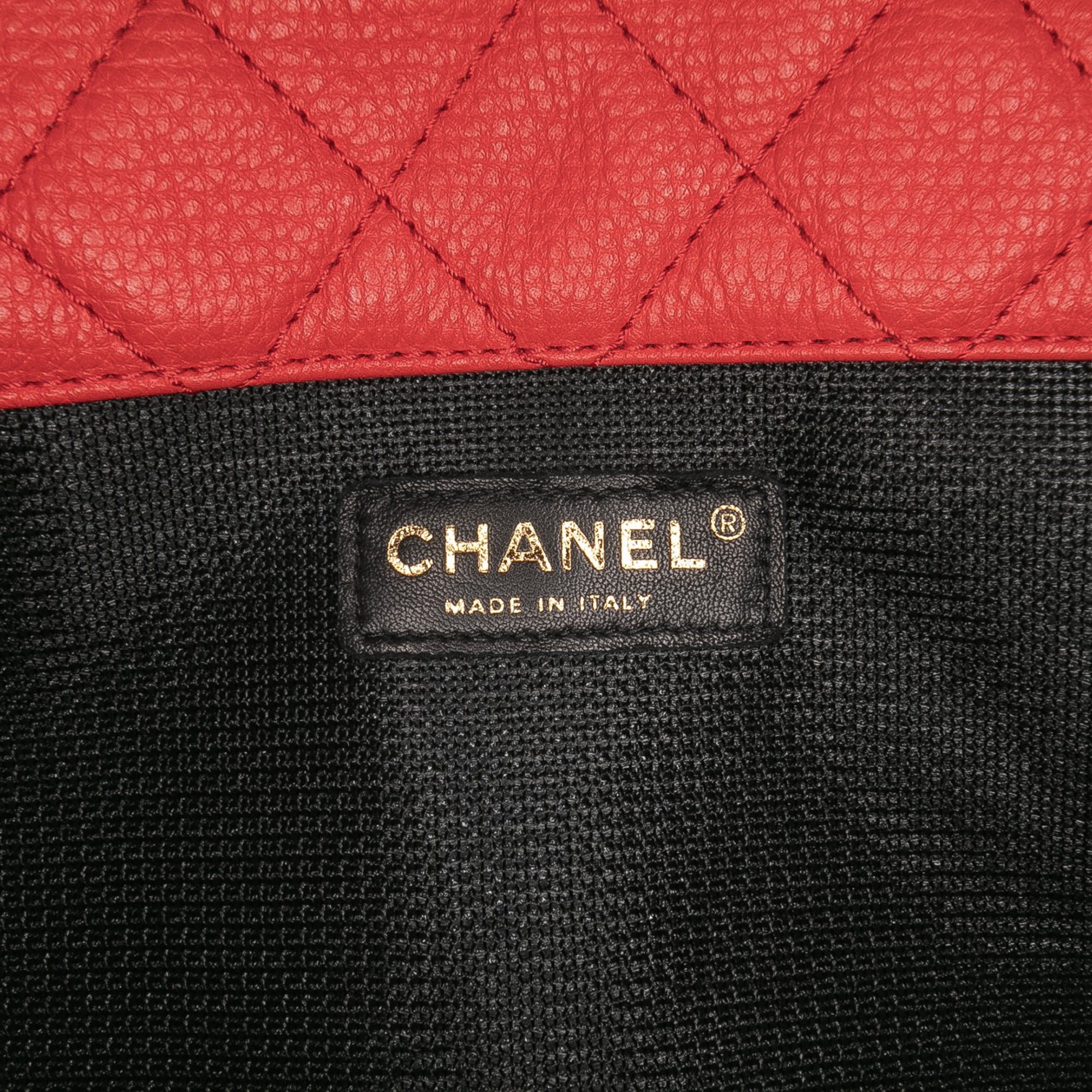 Chanel XXL Quilted Calfskin Travel Flap - image 5