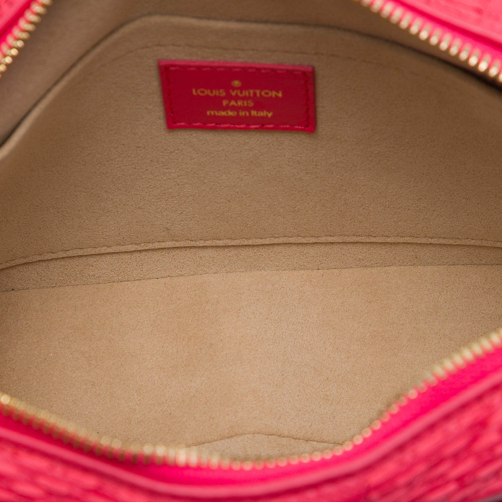 Louis Vuitton Damier Quilt Lambskin Troca PM - image 4