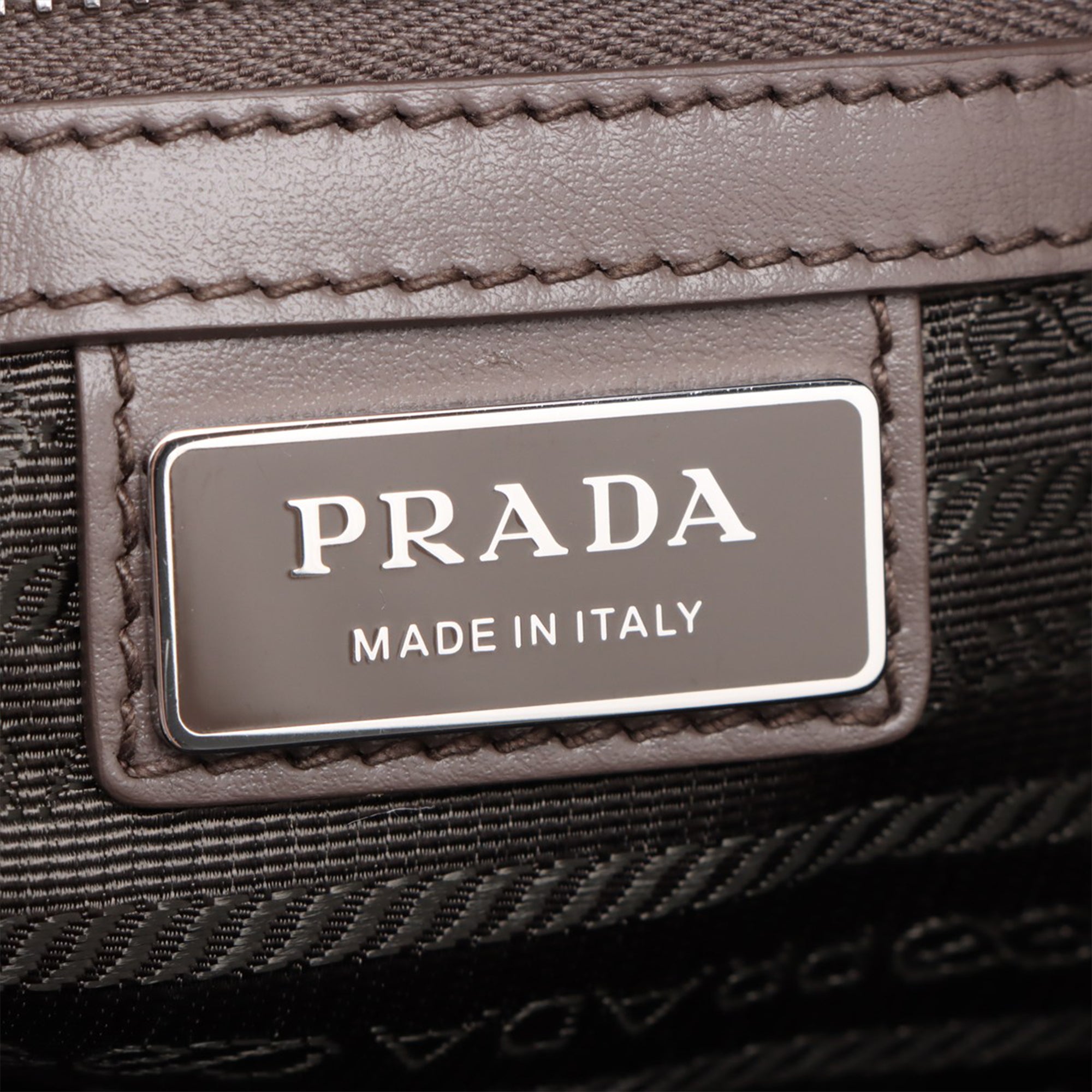 Prada Vitello Daino Crossbody - image 5