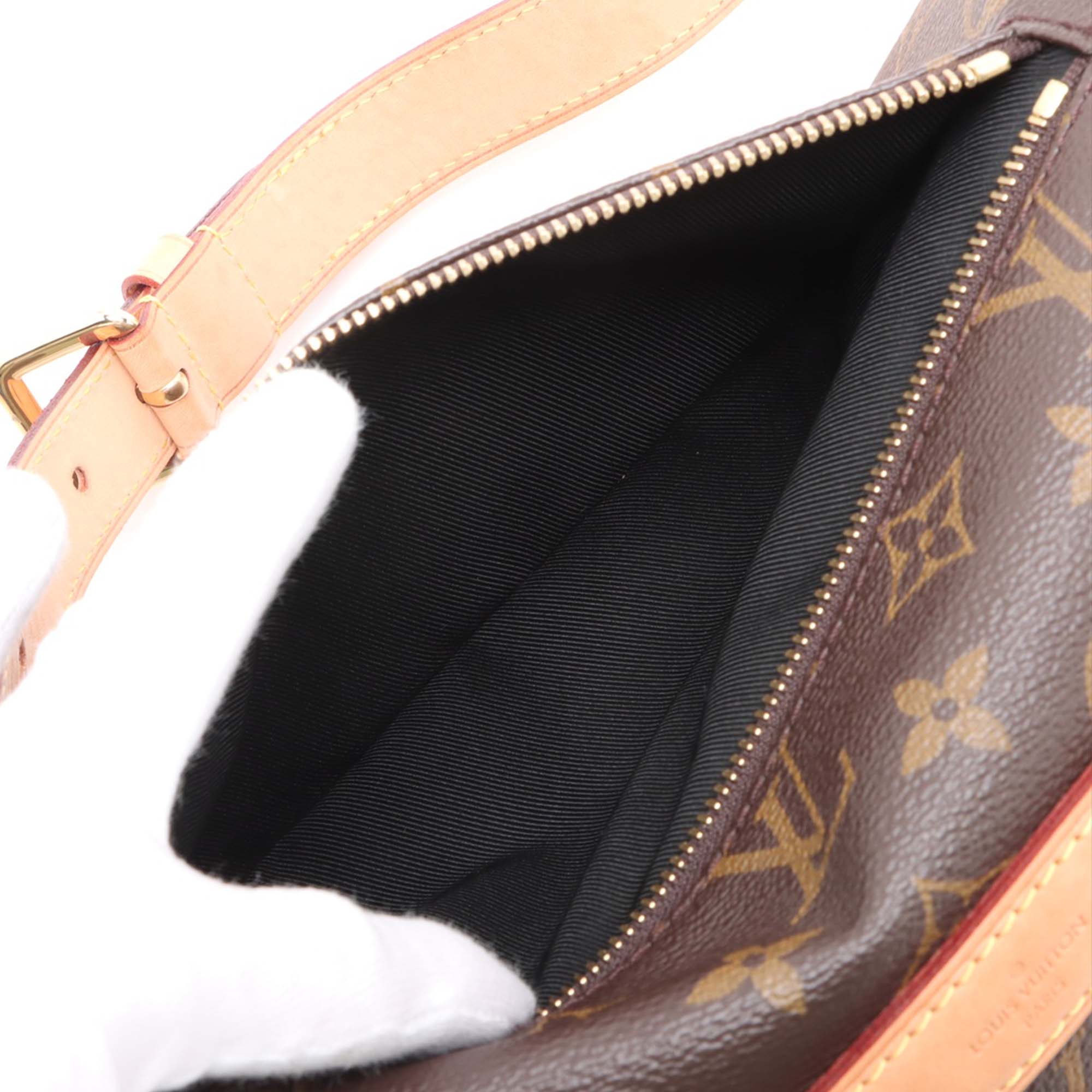 Louis Vuitton Monogram Bumbag - image 3