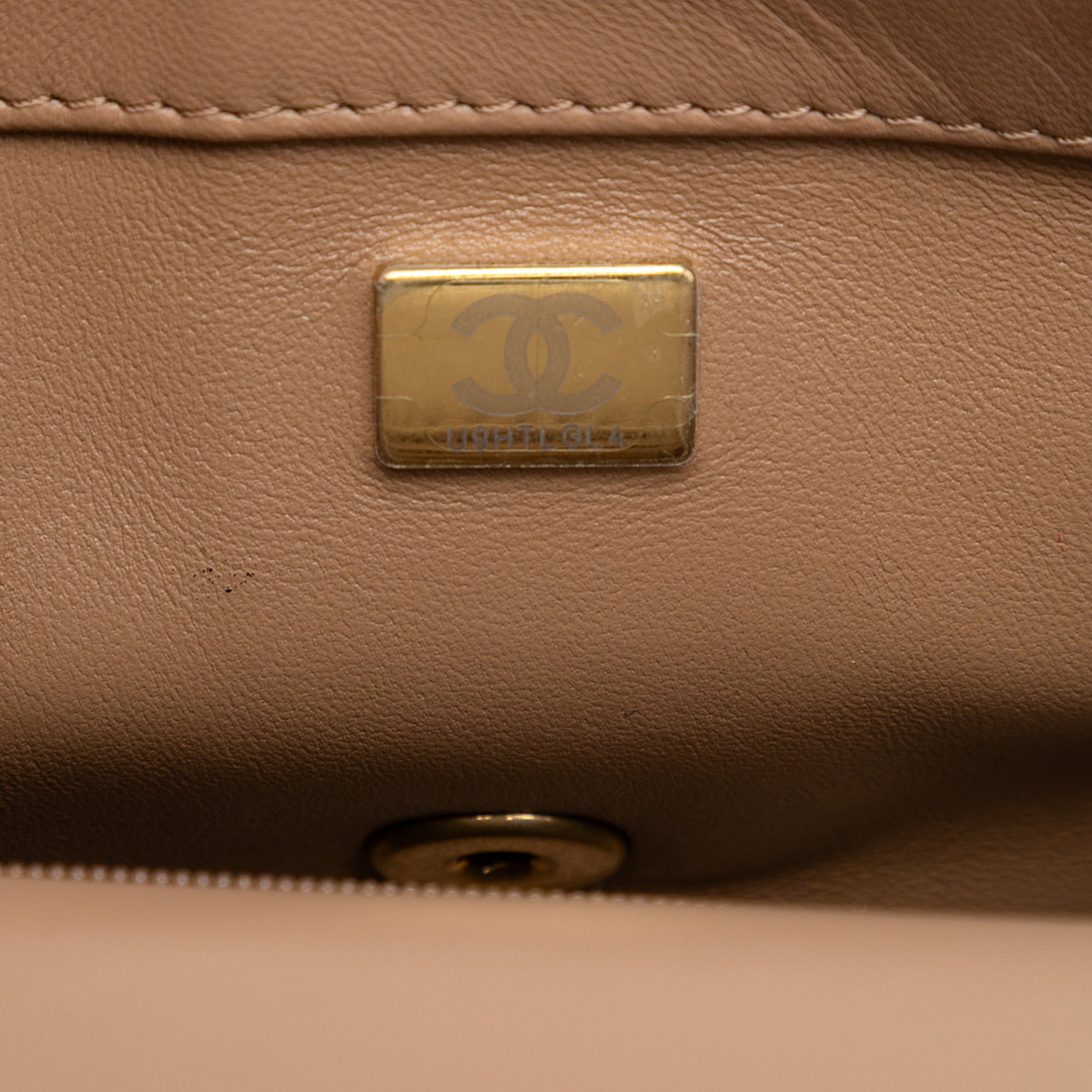 Chanel Mini Rectangular Quilted Lambskin Heart Charms Flap - image 6