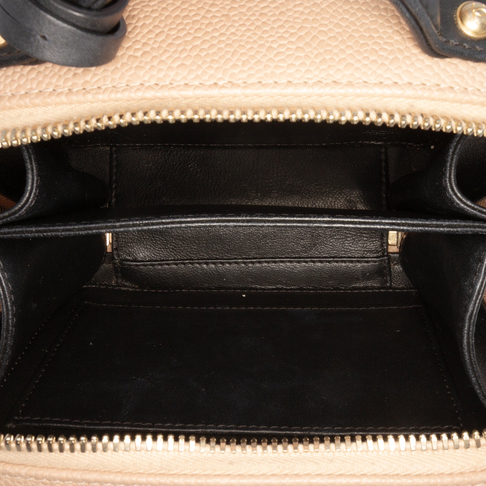 Chanel Small Bicolor Caviar CC Filigree Vanity Case - image 4