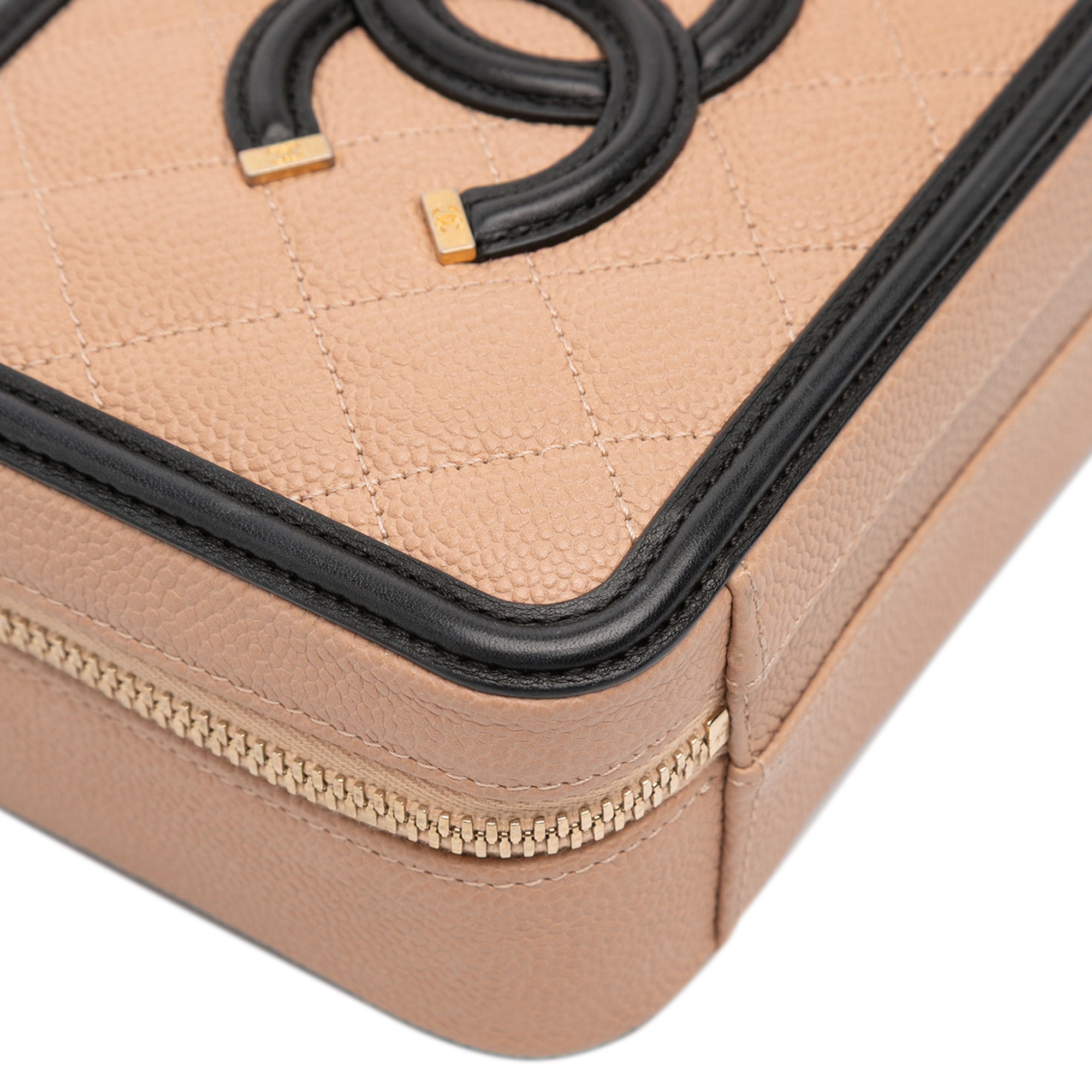 Chanel Small Bicolor Caviar CC Filigree Vanity Case - image 8