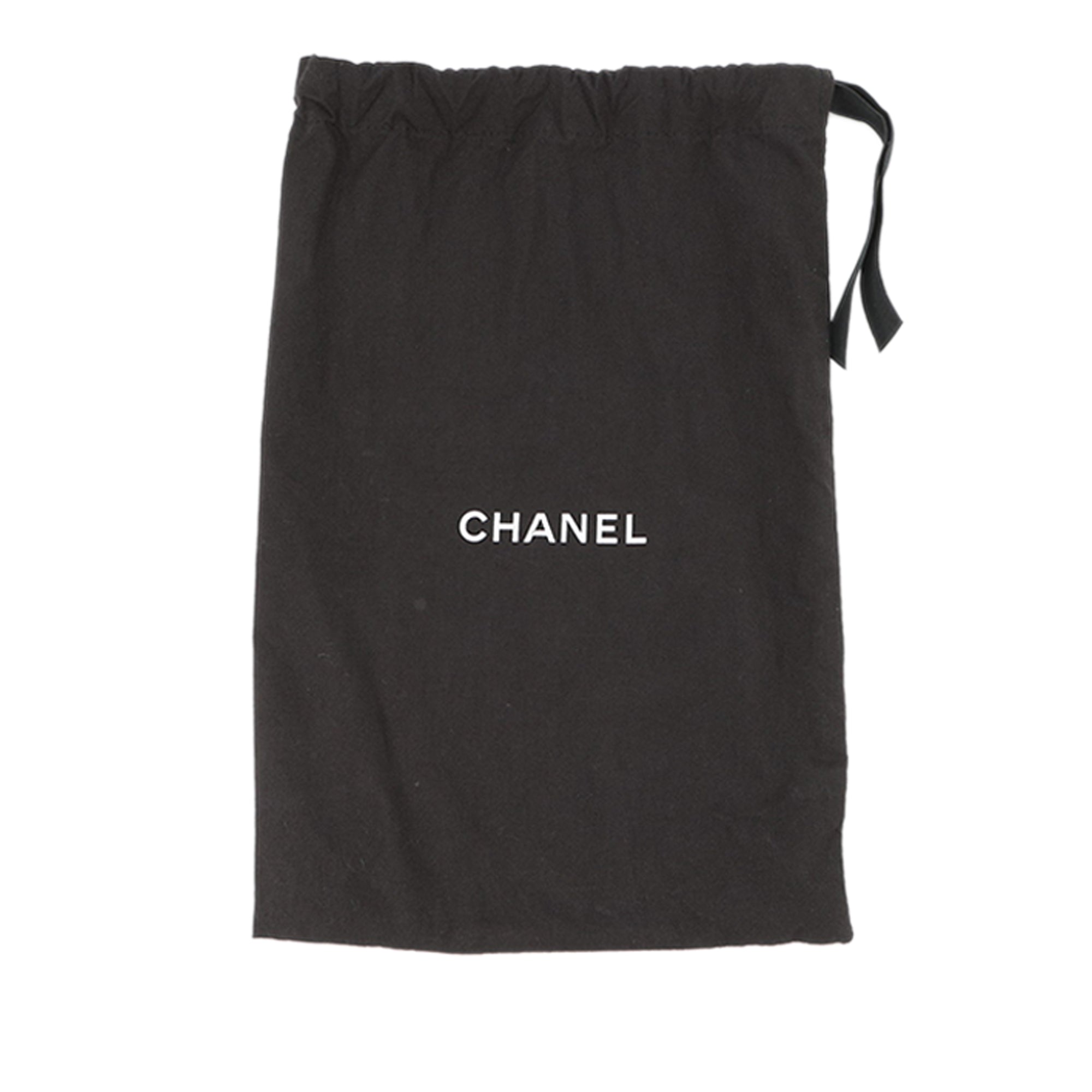 Chanel Quilted Lambskin Afternoon Tea Vanity Case with Chain - image 13