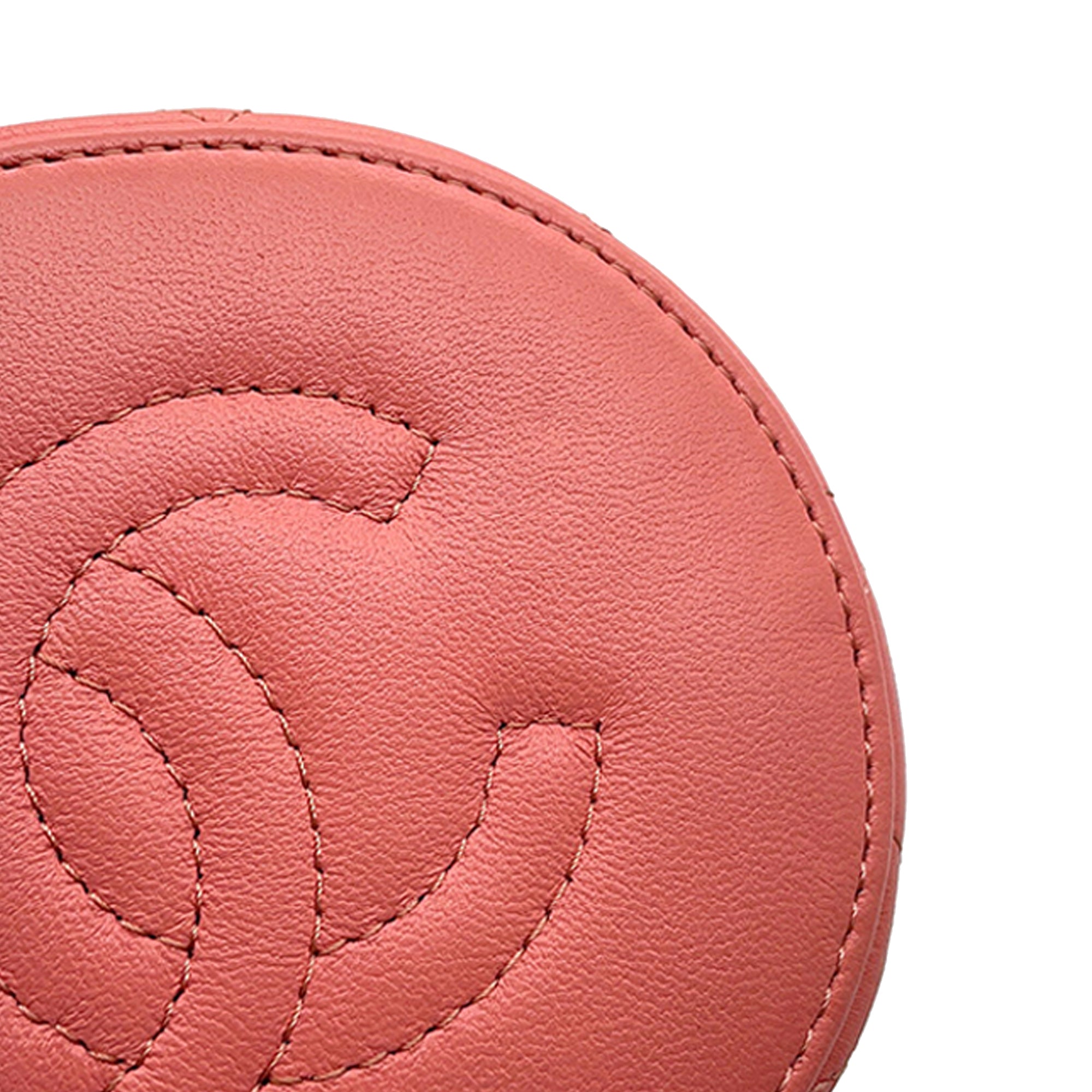 Chanel Quilted Lambskin Afternoon Tea Vanity Case with Chain - image 8
