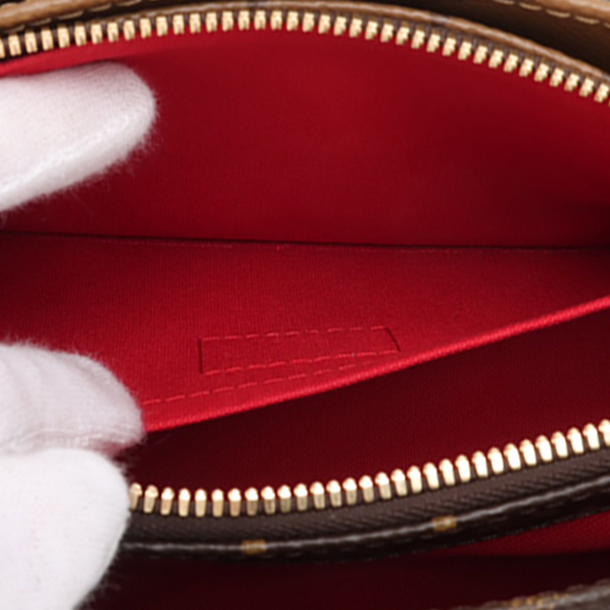 Louis Vuitton Monogram Giant OnTheGo East West - image 9