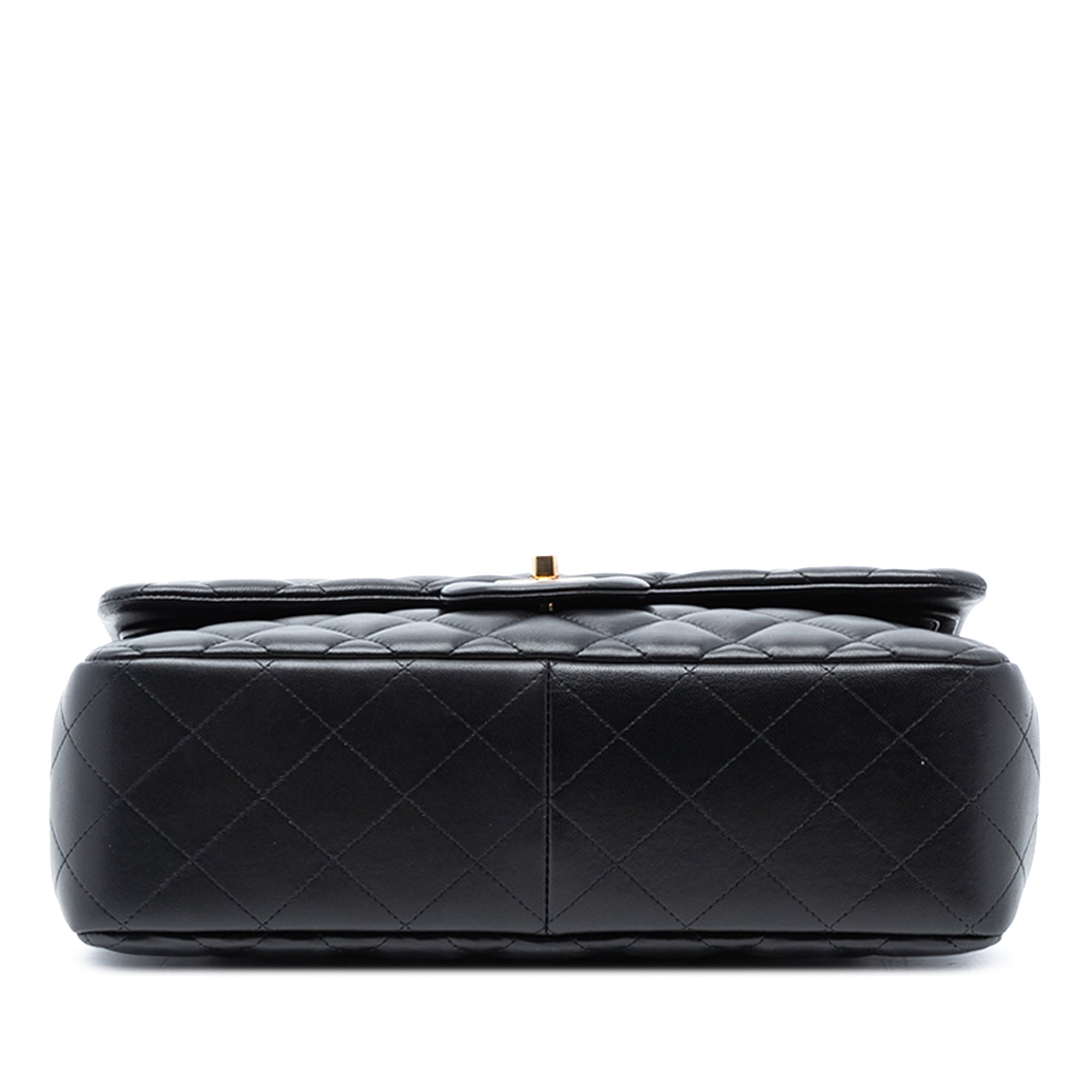 Chanel Jumbo Classic Lambskin Double Flap - image 3
