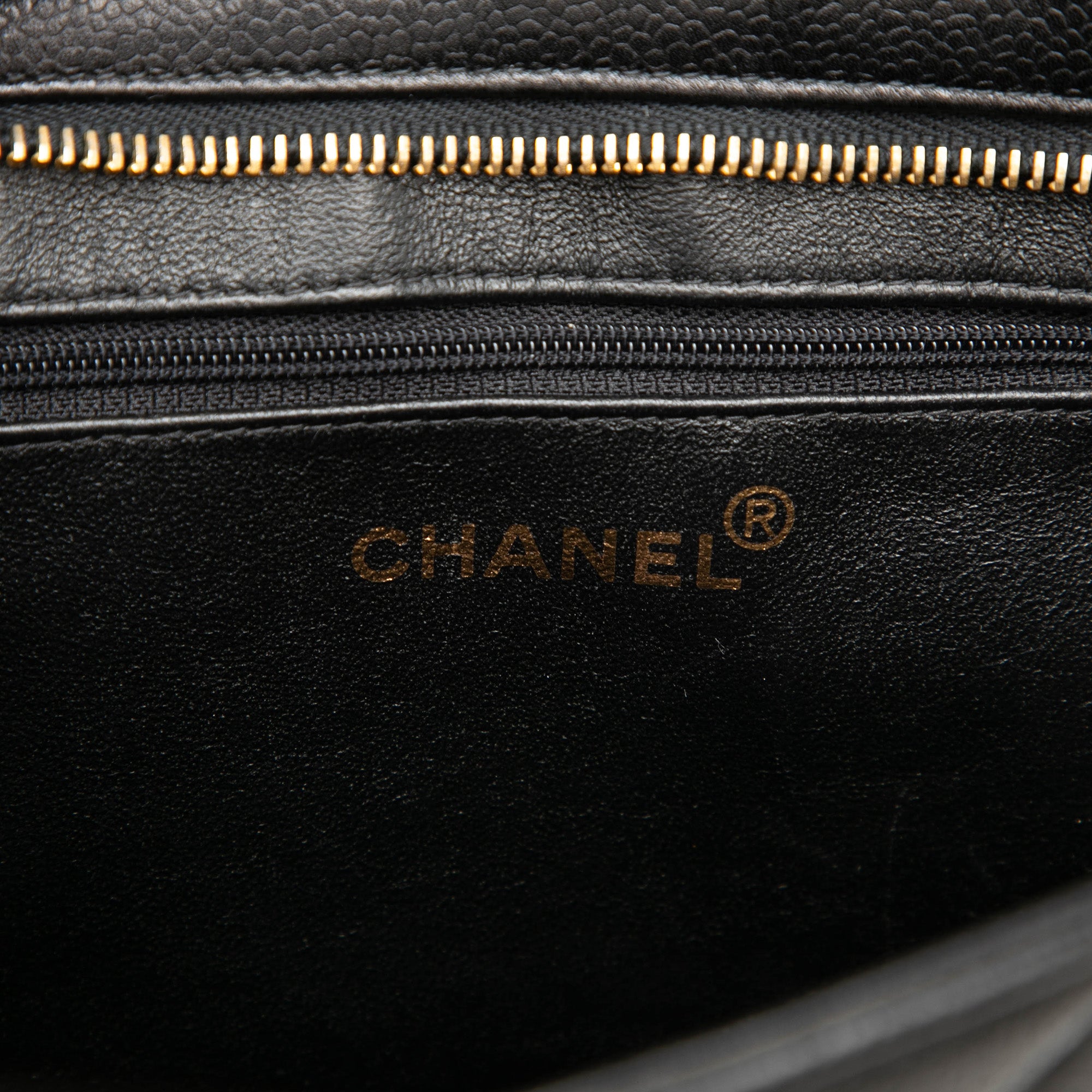 Chanel Caviar Medallion Tote - image 5