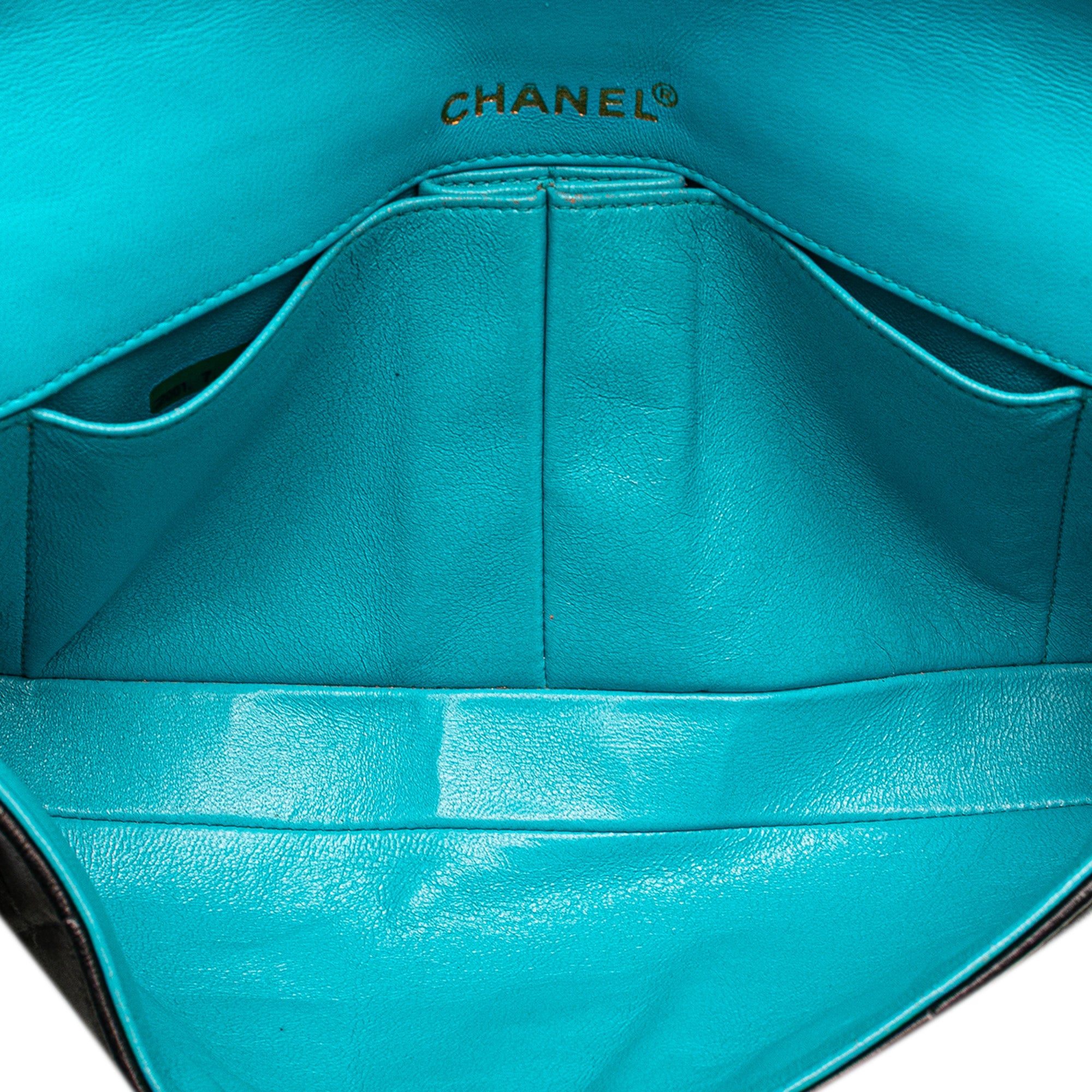 Chanel Chocolate Bar Lambskin East West Flap - image 4