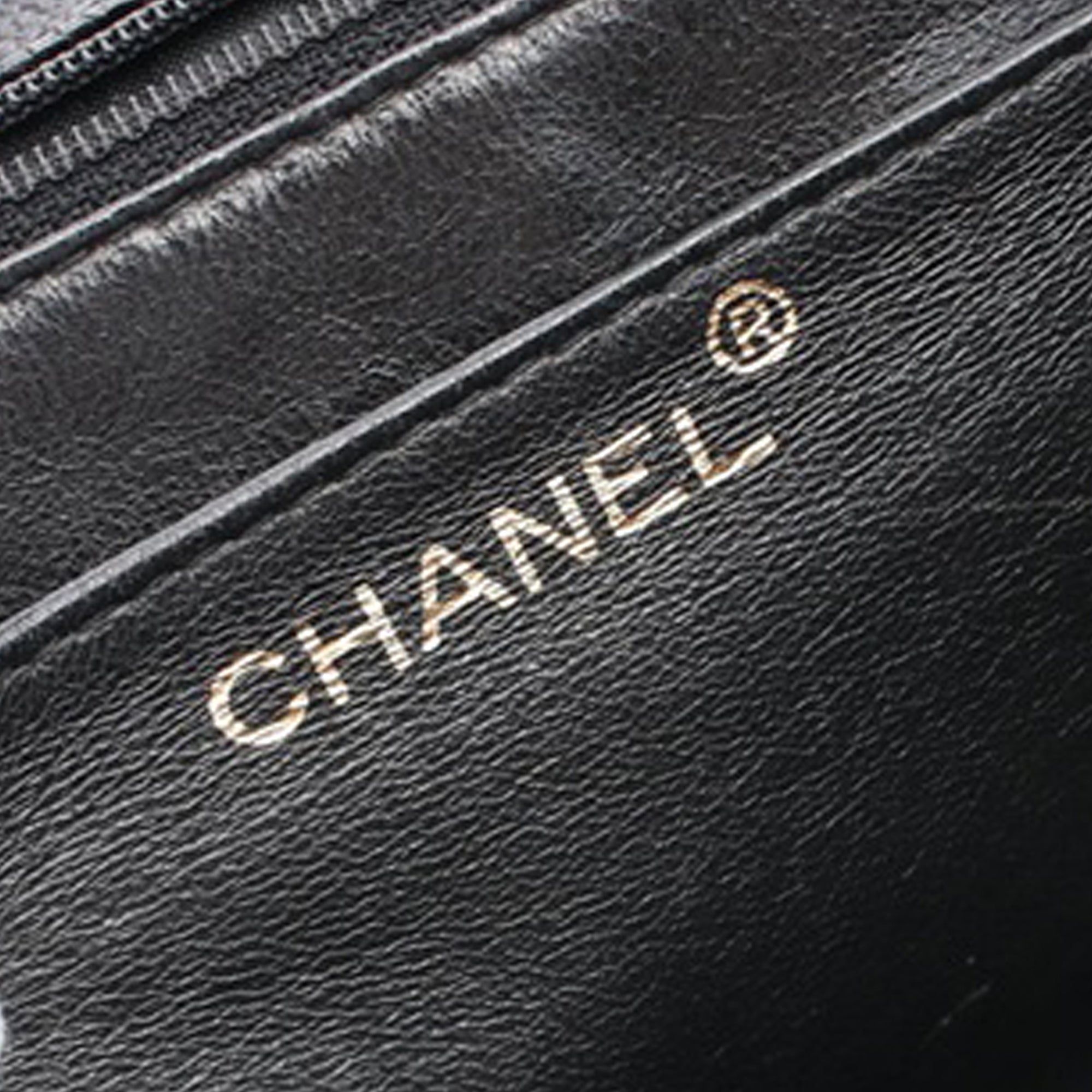 Chanel CC Quilted Caviar Kelly Top Handle Bag - image 5
