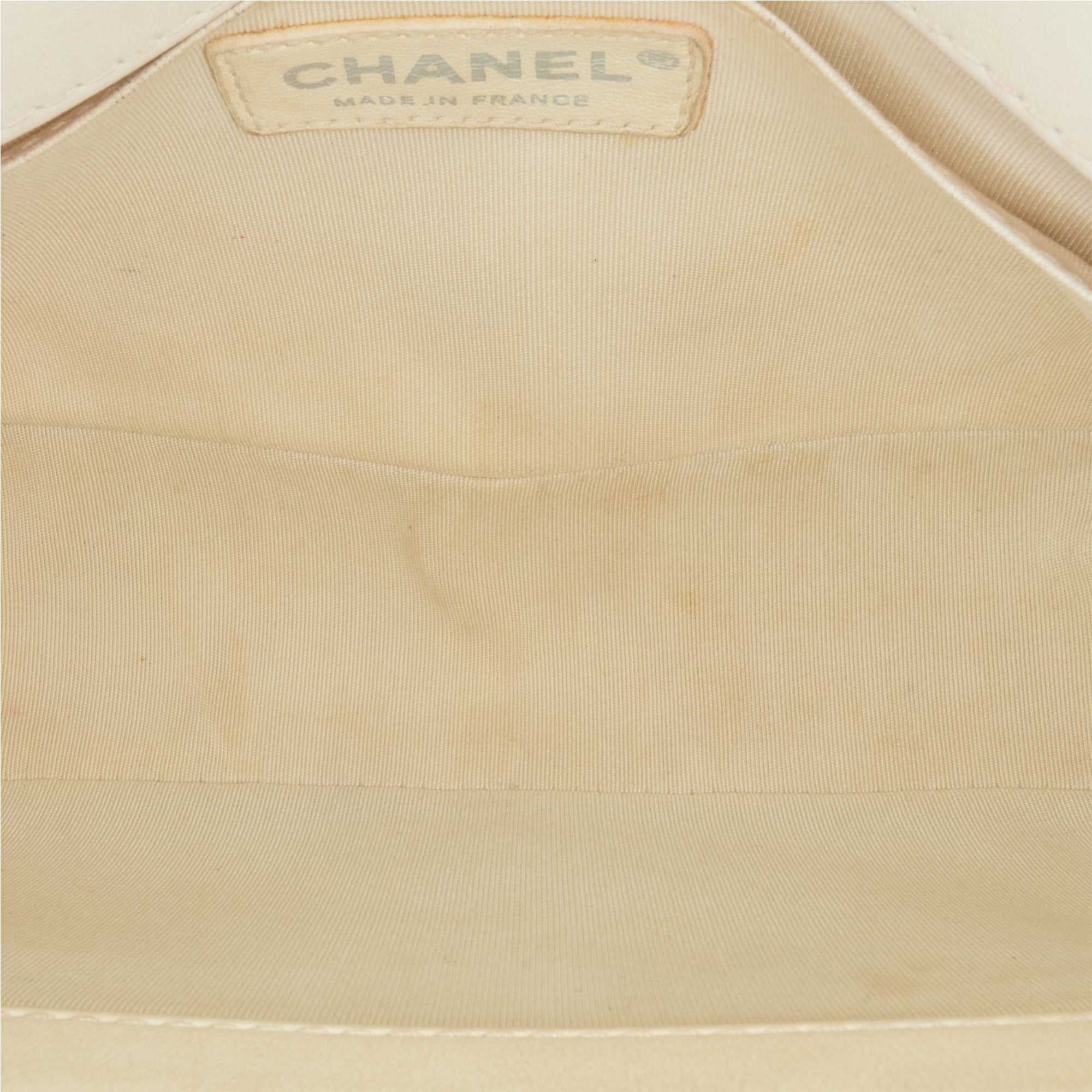 Chanel Old Medium Bicolor Quilted Lambskin and Rubber Boy Flap - image 5