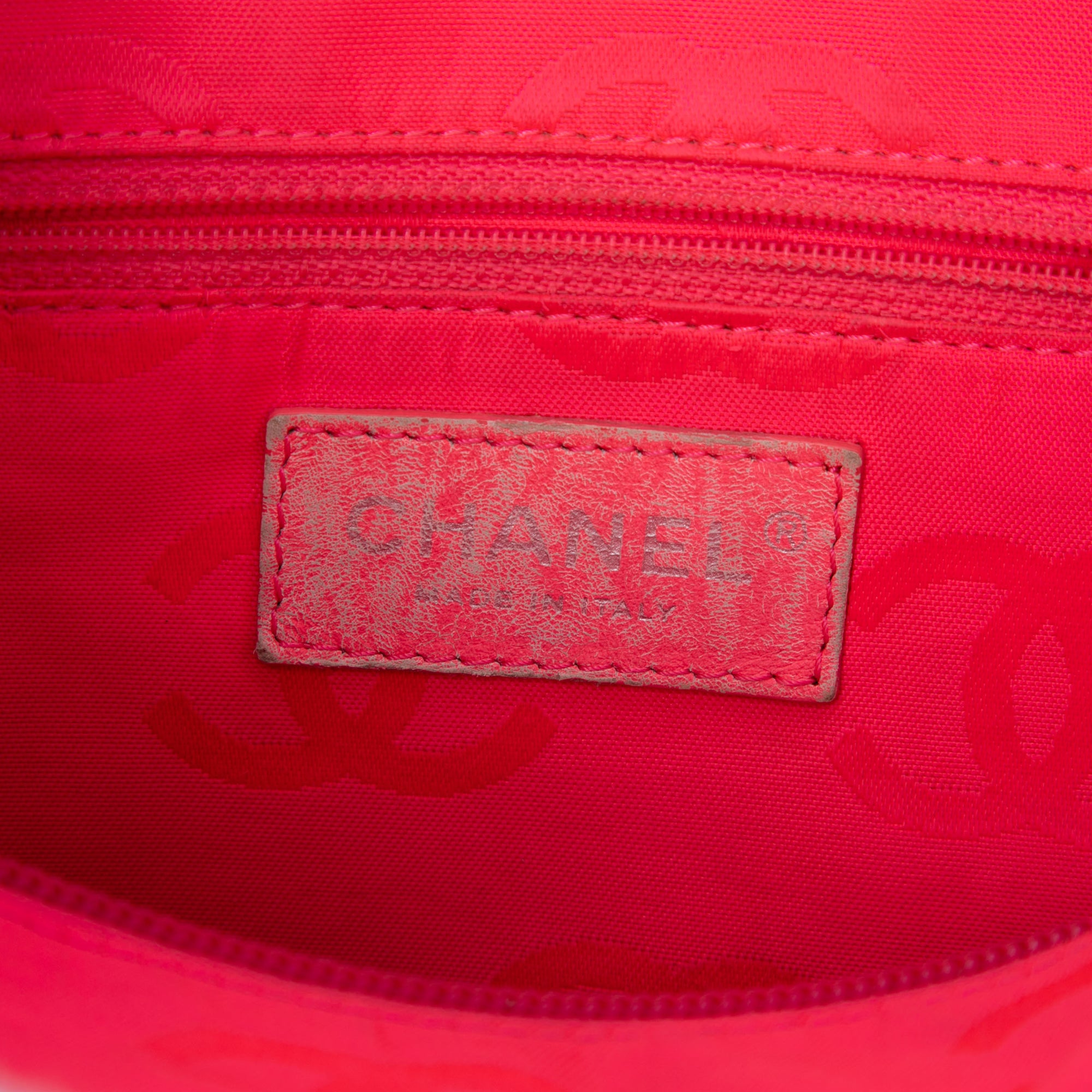 Chanel Medium Lambskin Cambon Ligne Tote - image 5