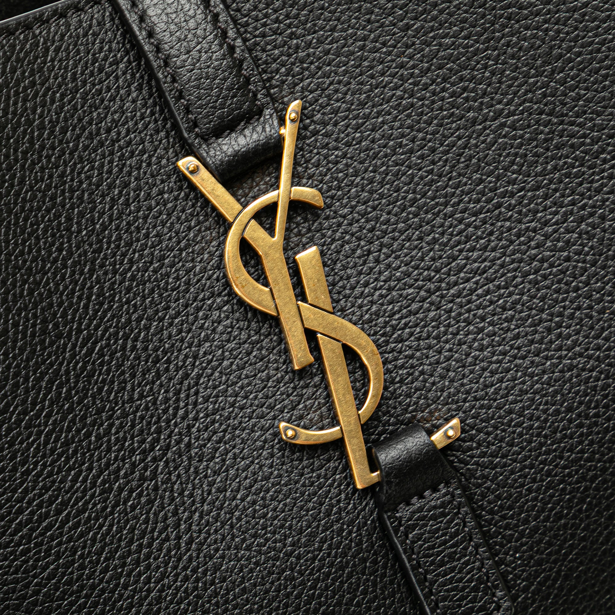 Saint Laurent Small Grained Calfskin Supple Le 5 a 7 Soft Hobo - image 8