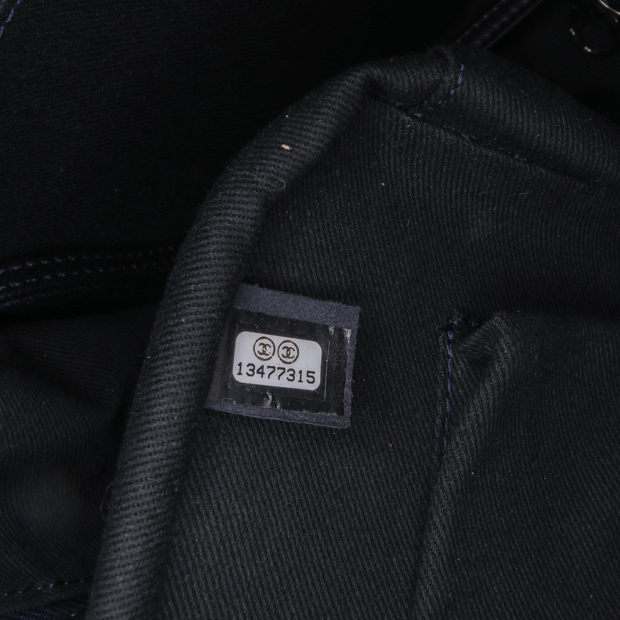 Chanel Large CC Quilted Patent Brilliant Camera Bag - image 6