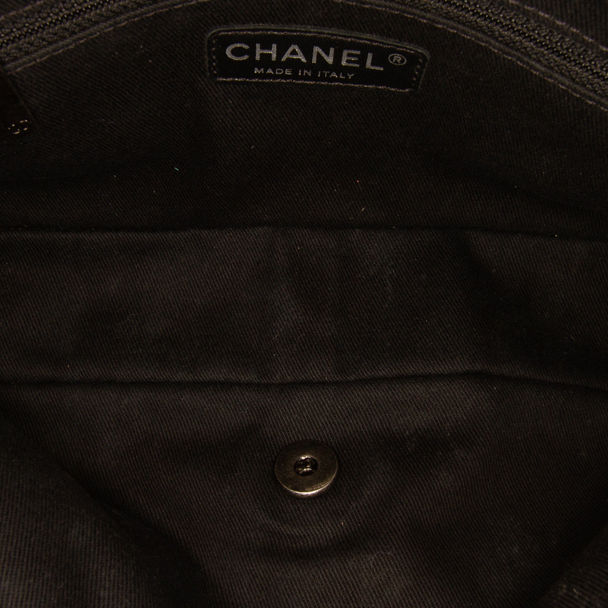 Chanel Medium Quilted Iridescent Caviar Easy Flap - image 4