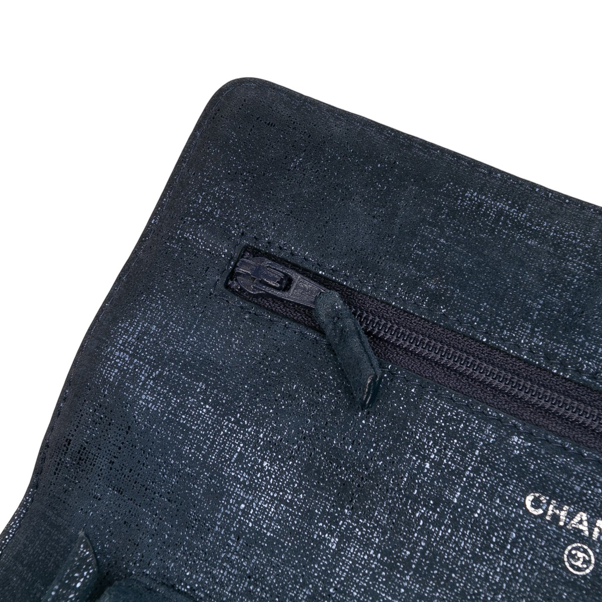 Chanel CC Quilted Metallic Fabric Wallet On Chain - image 5