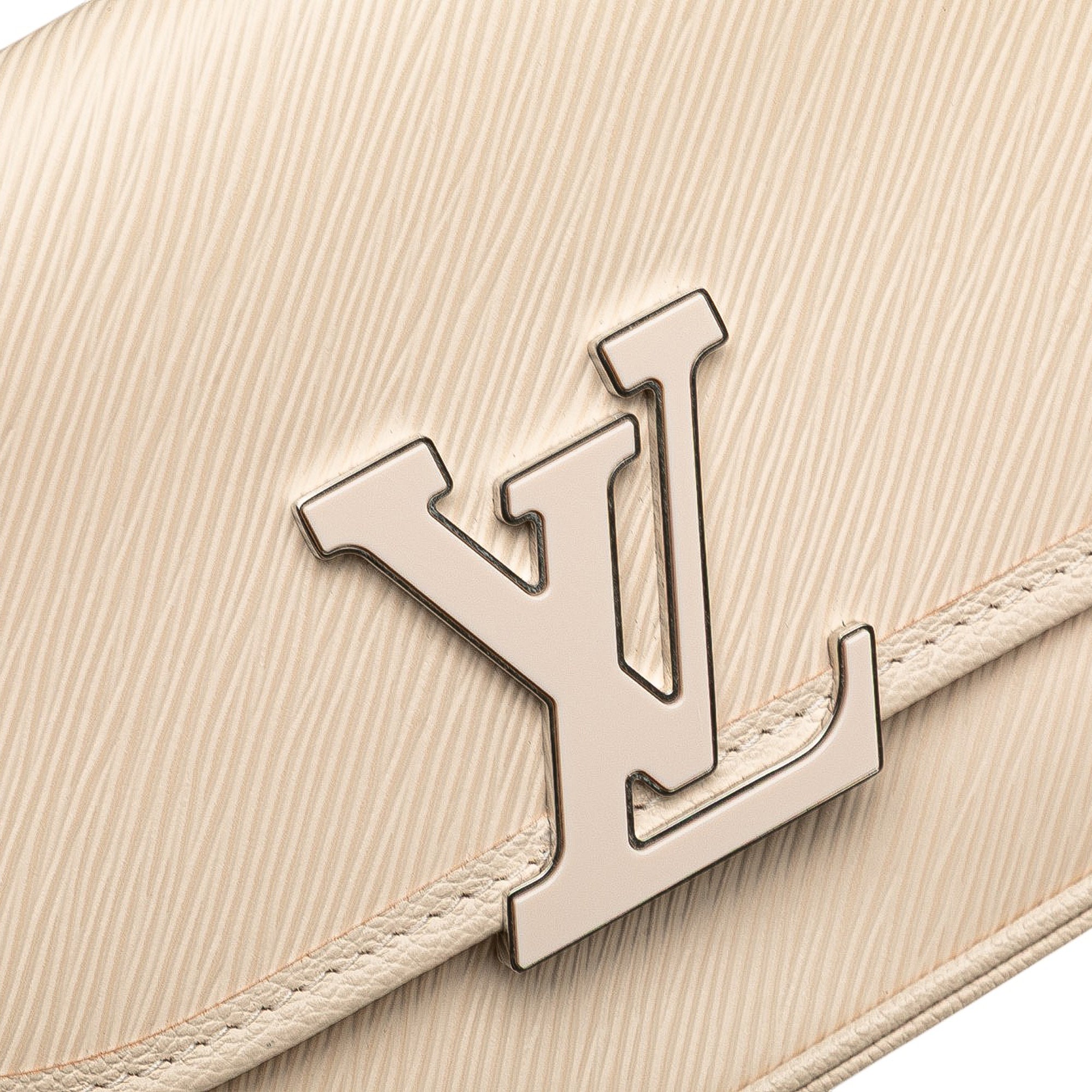 Louis Vuitton Epi Buci - image 5