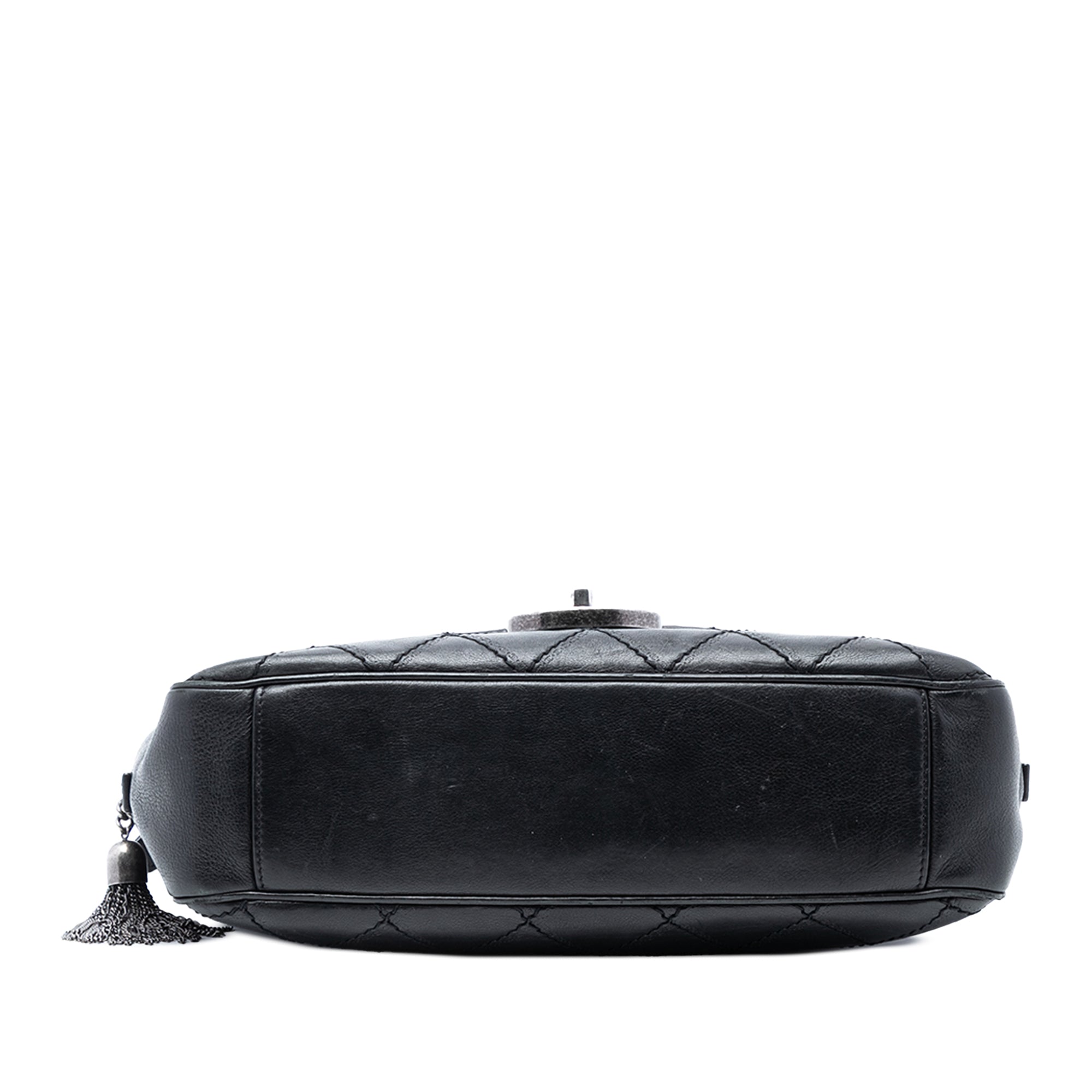 Chanel Paris Edinburgh Jumbo Quilted Calfskin Coco Sporran Flap - image 3