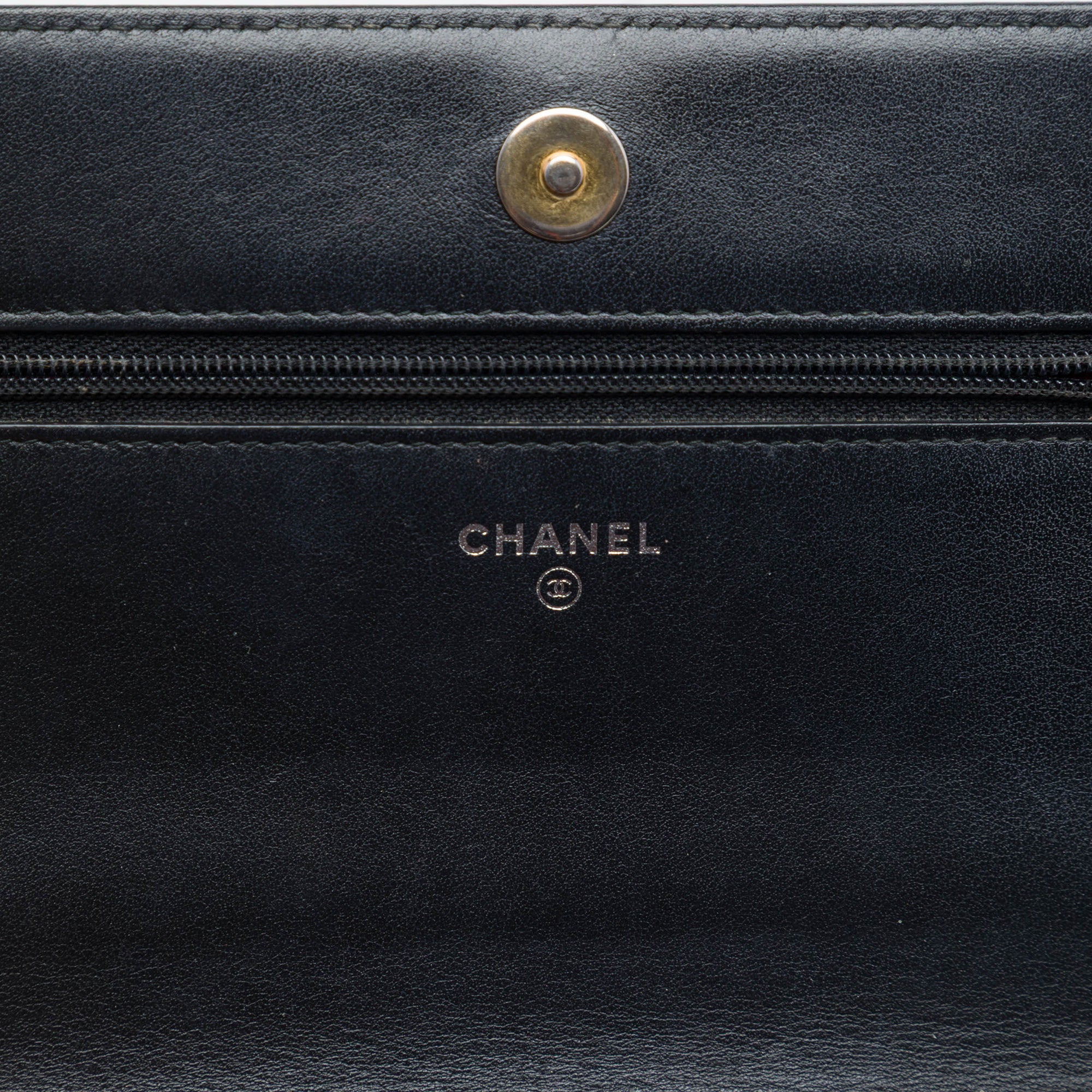 Chanel Quilted Aged Calfskin Gabrielle Wallet On Chain - image 5