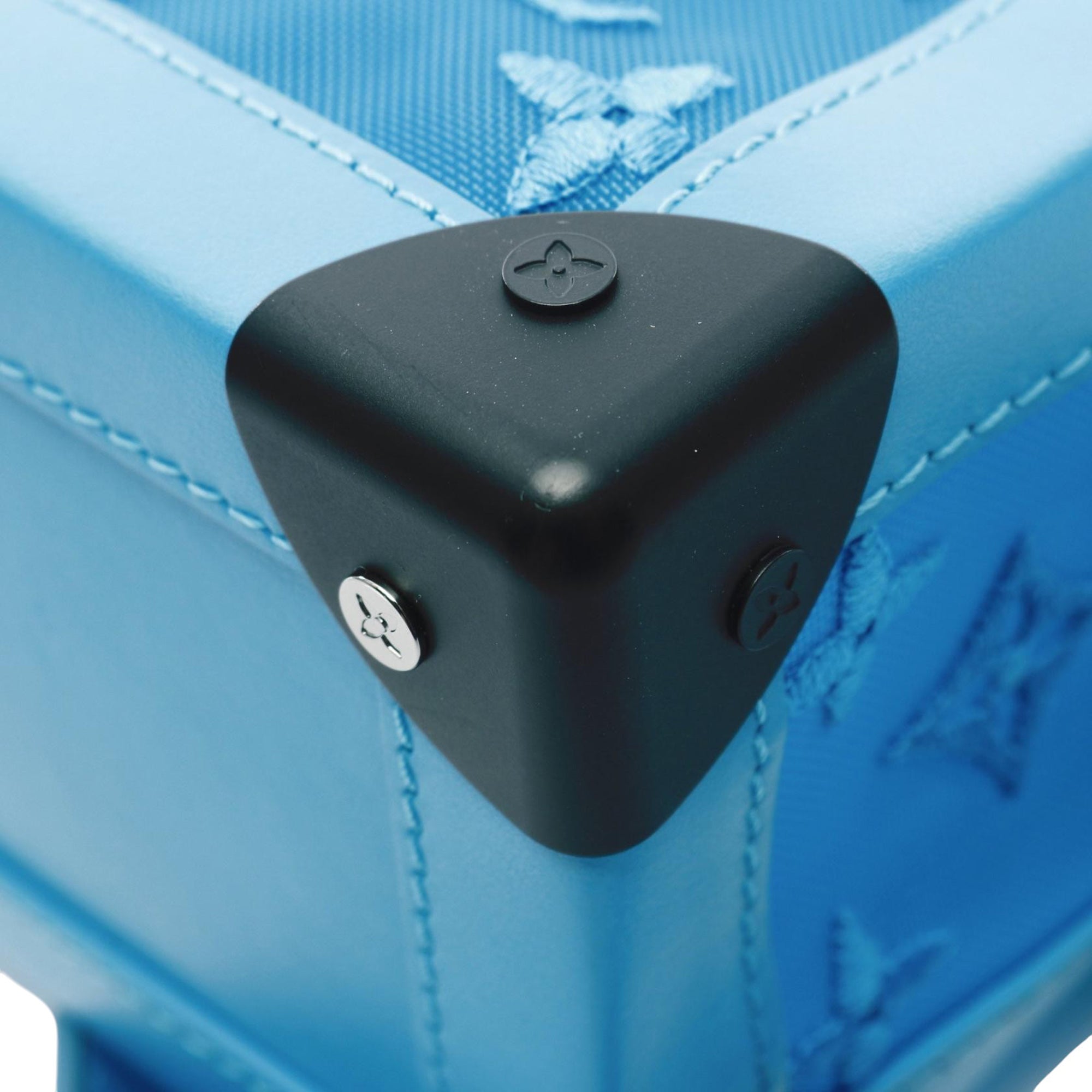 Louis Vuitton Monogram Mesh Soft Trunk - image 7