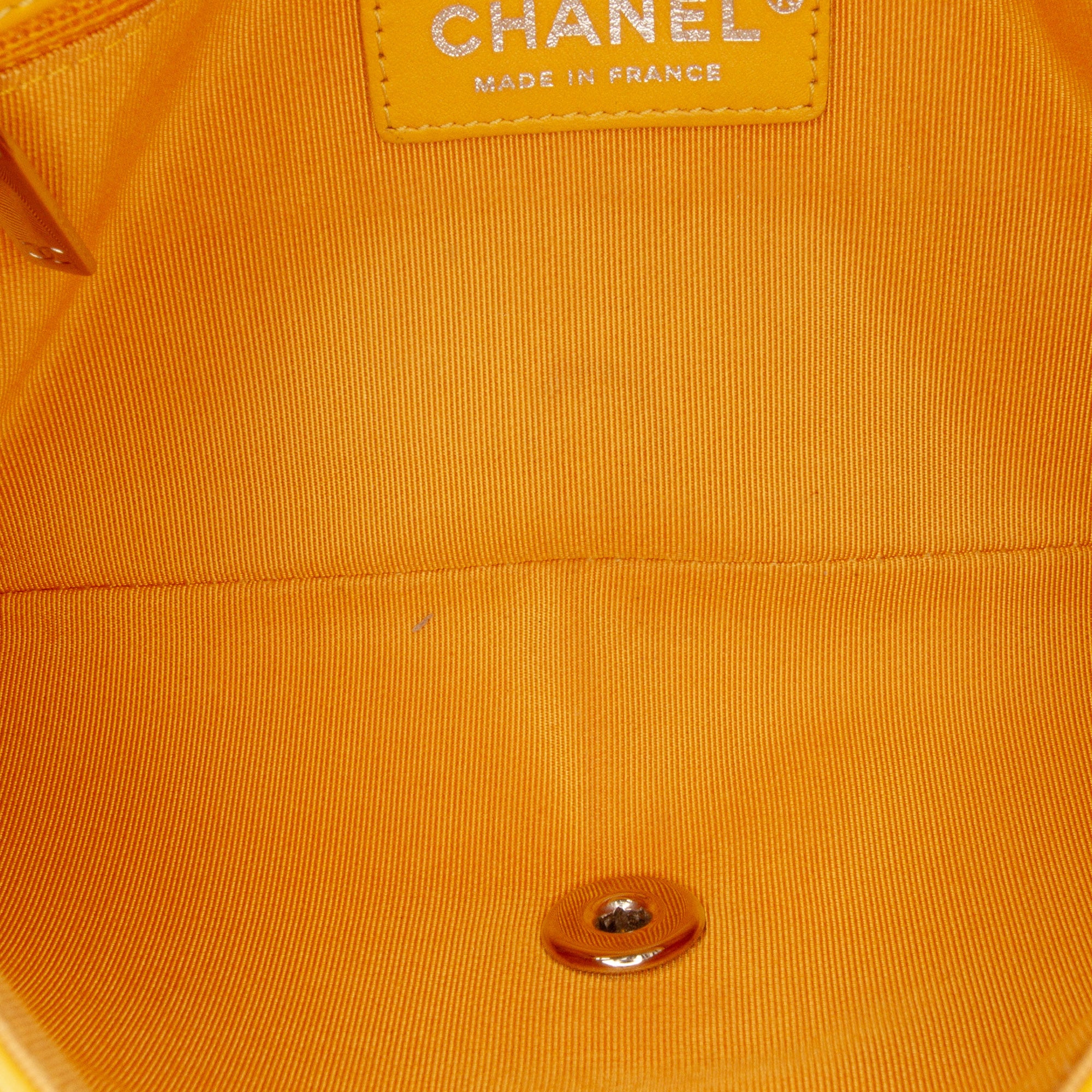 Chanel Crumpled Calfskin Bi Quilted Vintage Full Flap - image 4