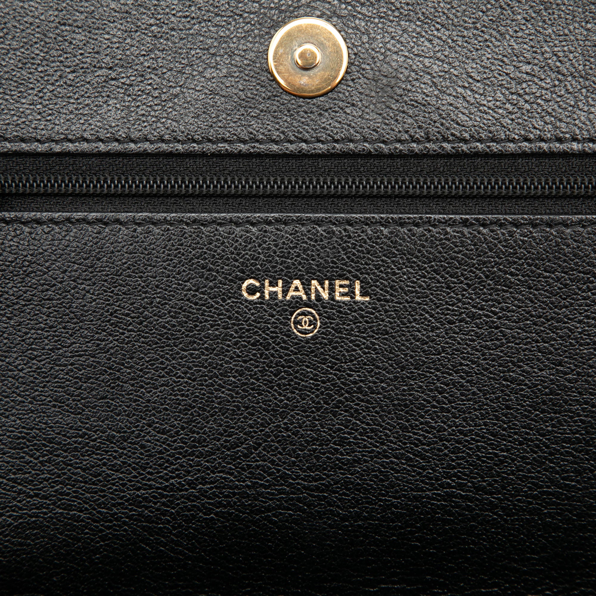 Chanel CC Studded Lambskin Crystal Wallet On Chain - image 5