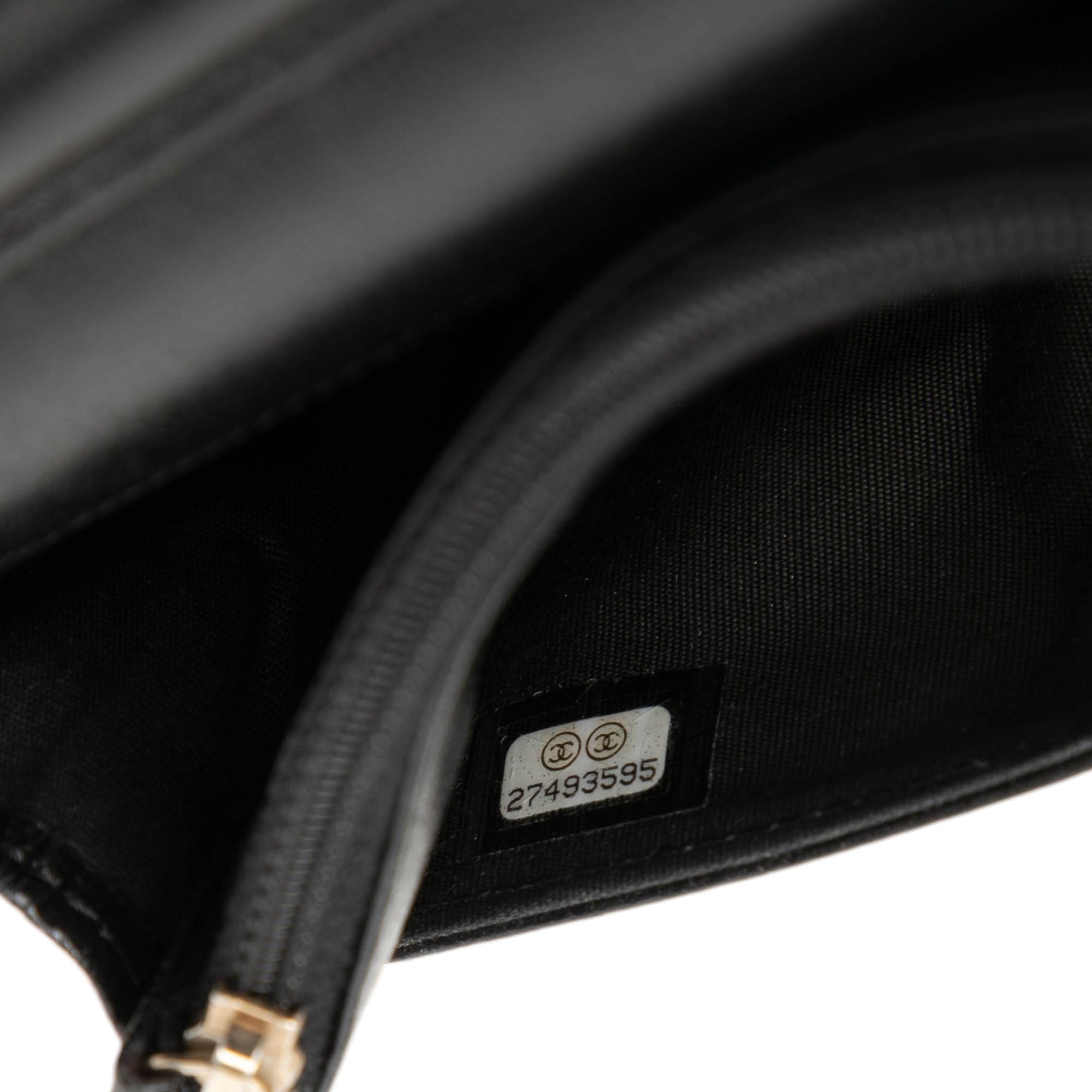 Chanel CC Studded Lambskin Crystal Wallet On Chain - image 6