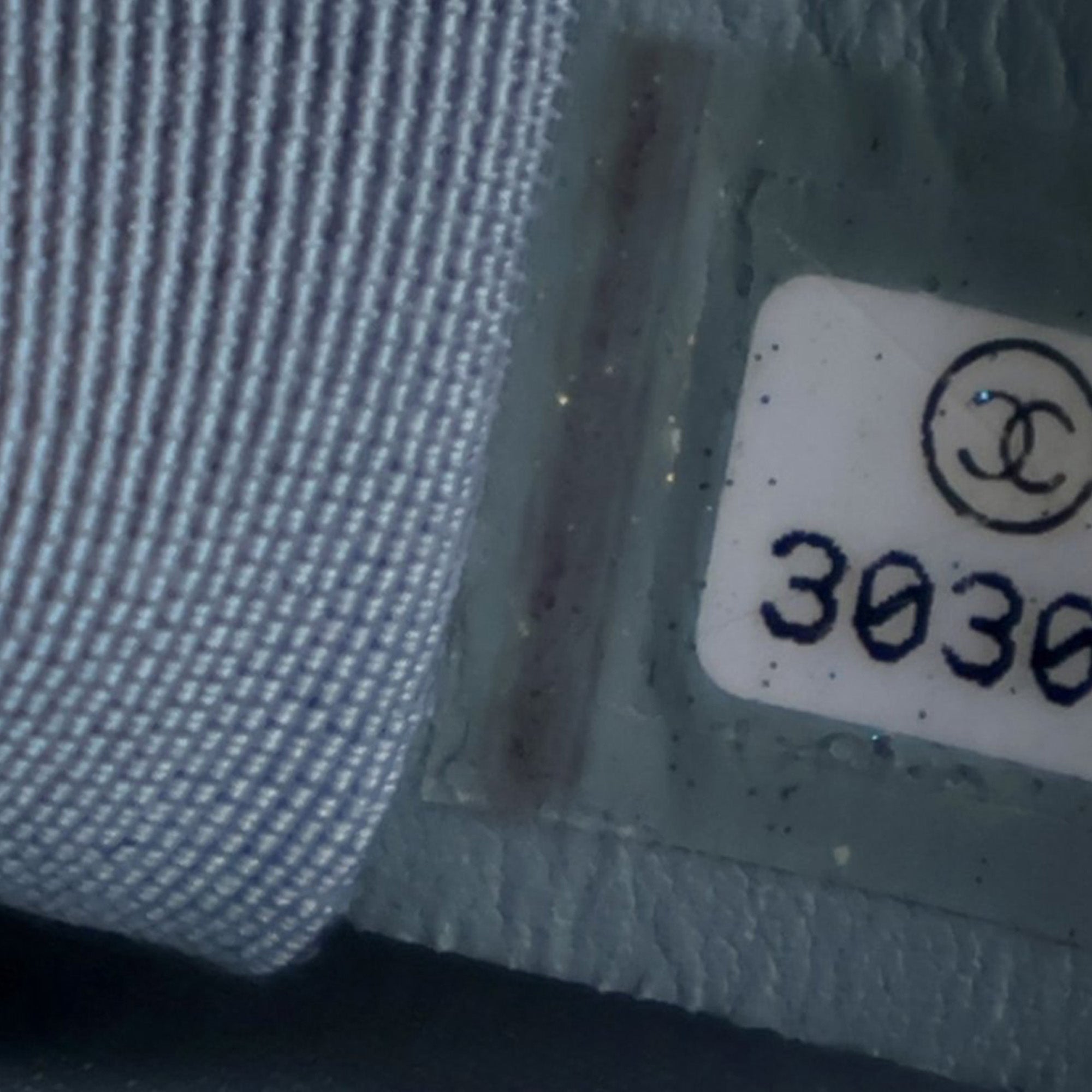 Chanel Old Medium Chevron Caviar Boy Flap - image 6