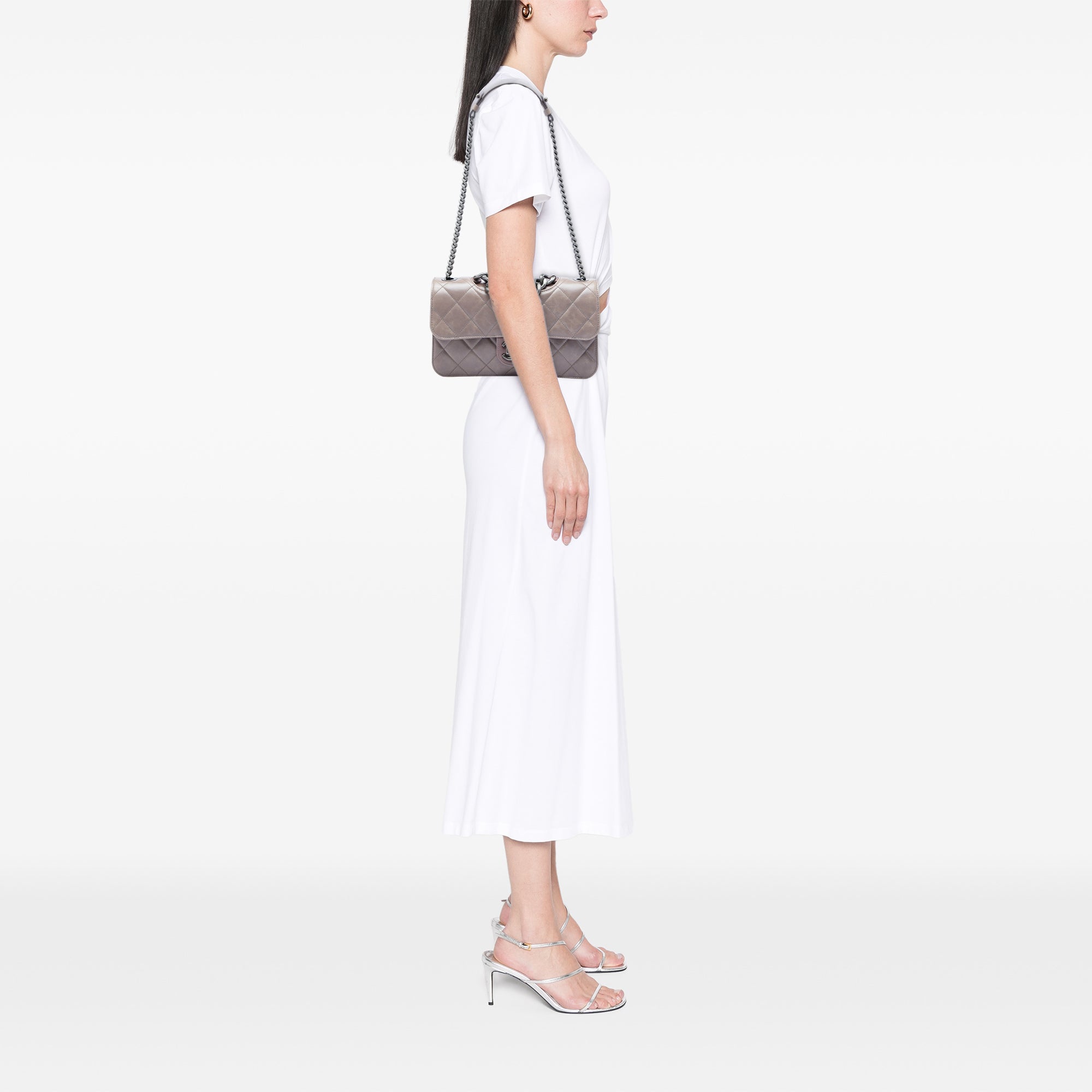 Chanel Medium Quilted Aged Calfskin Perfect Edge Flap - image 5