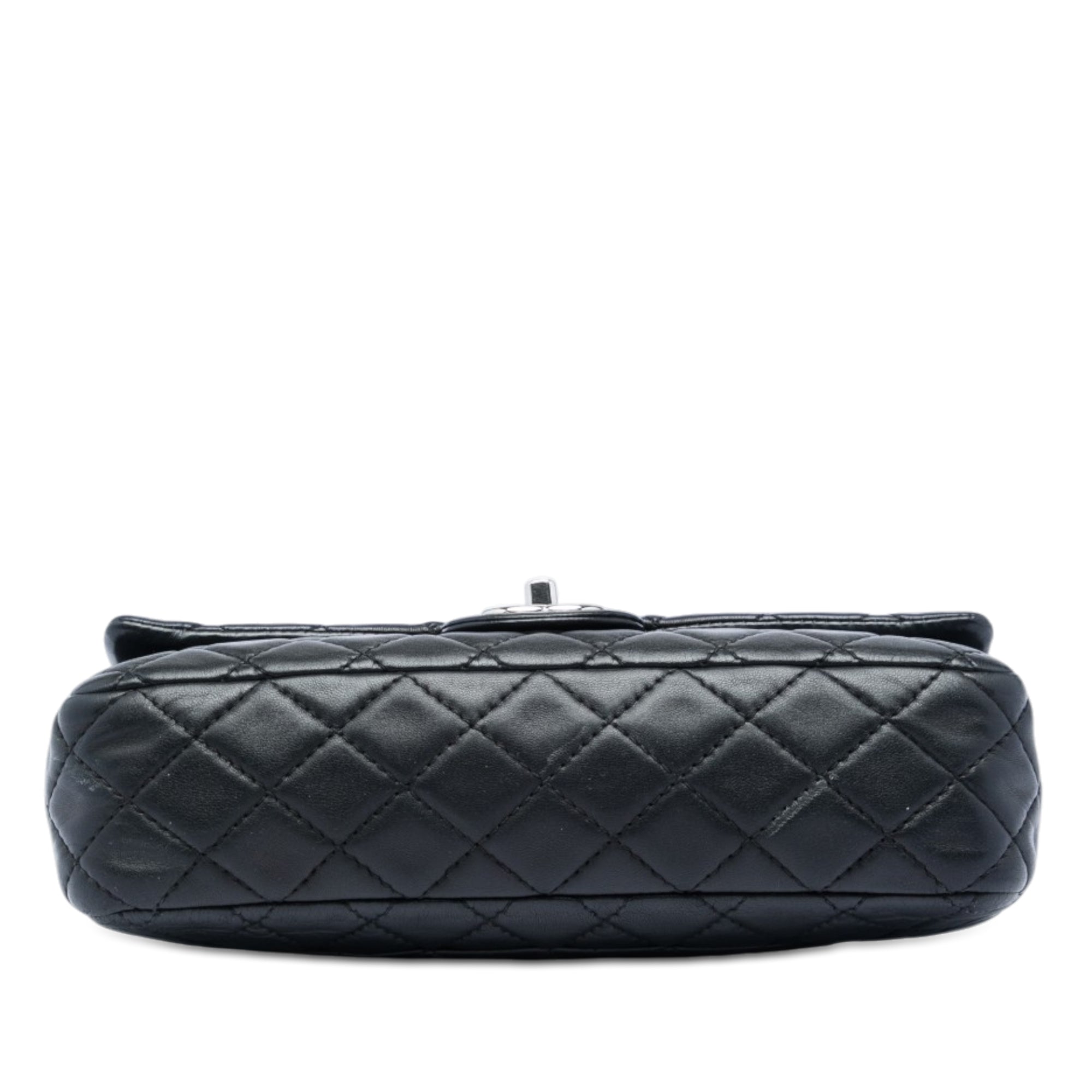 Chanel Medium Classic Lambskin Double Flap - image 3